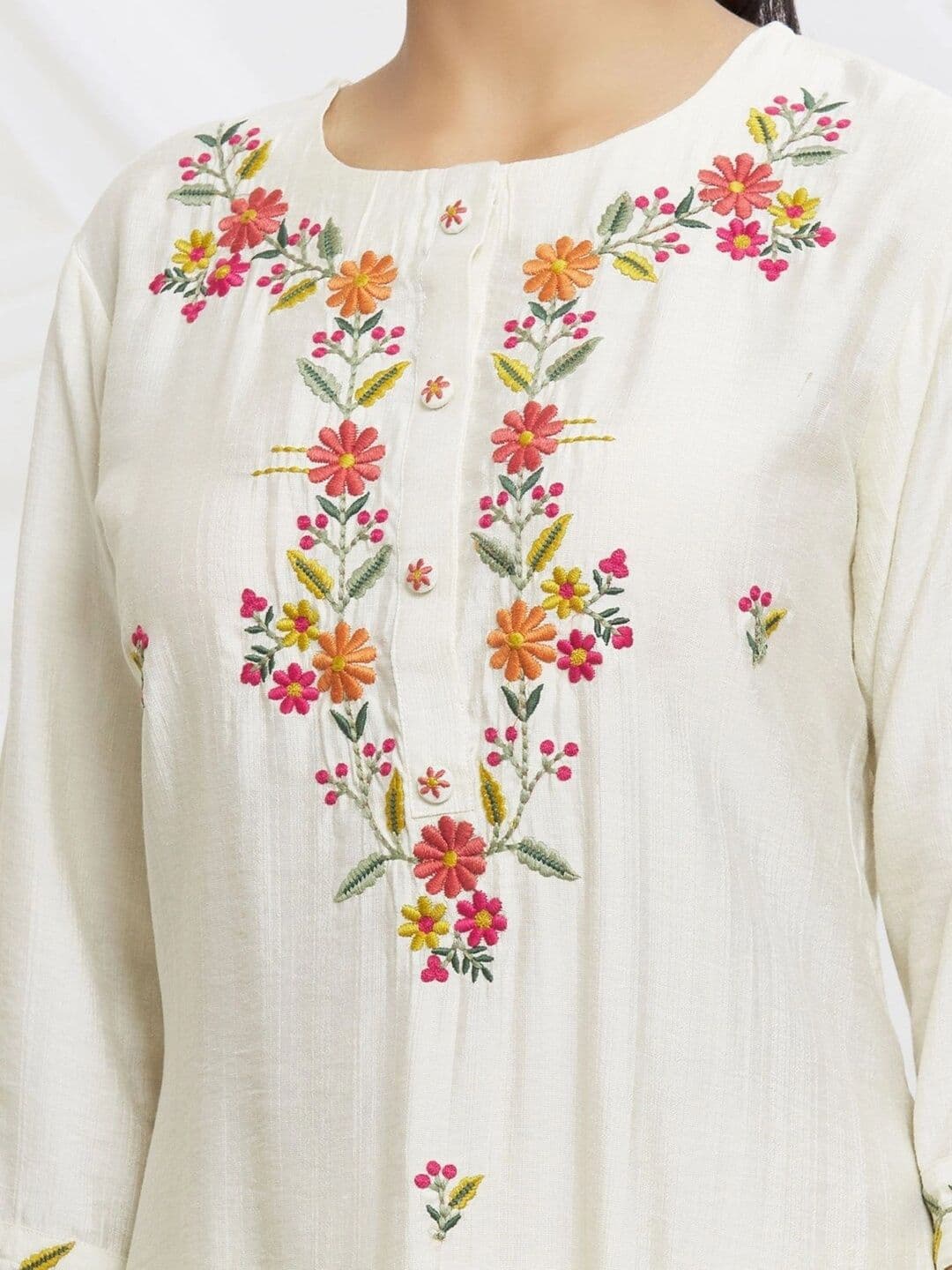 Anouk Women Floral Embroidered Regular Thread Work Kurta with Trousers & With Dupatta thumbnail 2