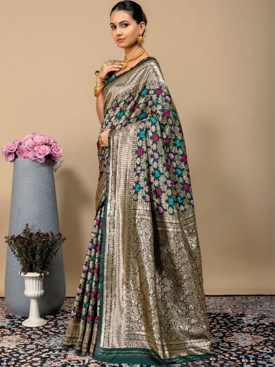 SILKARA CREATION Women Woven Design Zari Silk Blend Banarasi Saree thumbnail 5