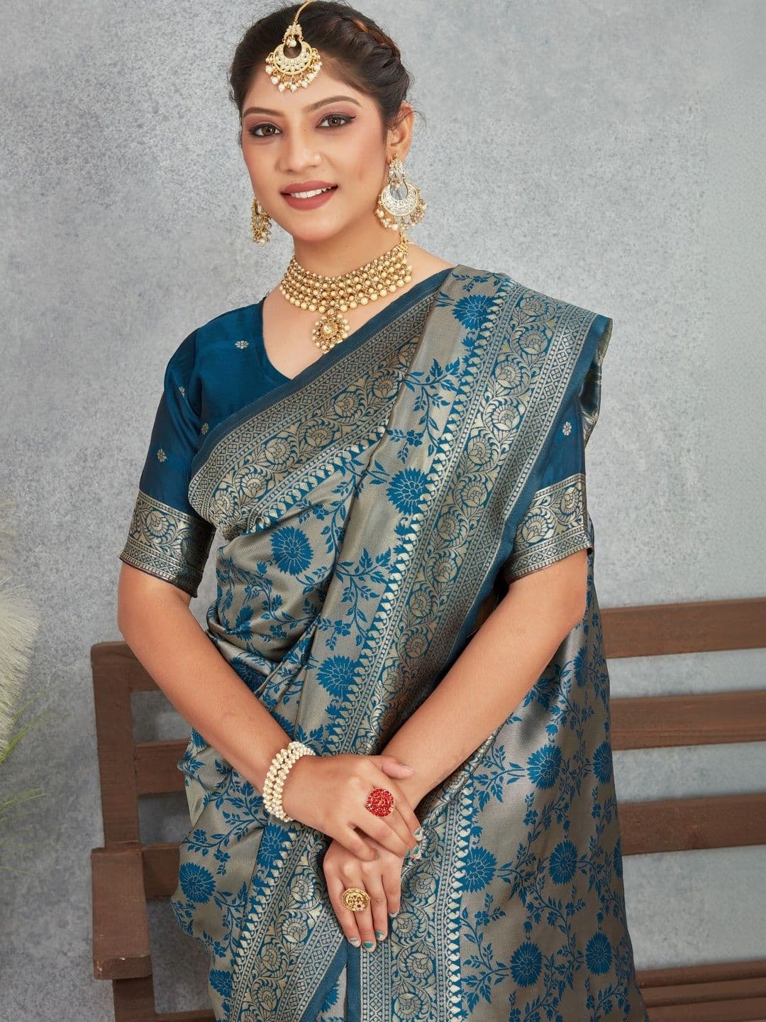 revika Woven Design Zari Art Silk Designer Kanjeevaram Saree thumbnail 3