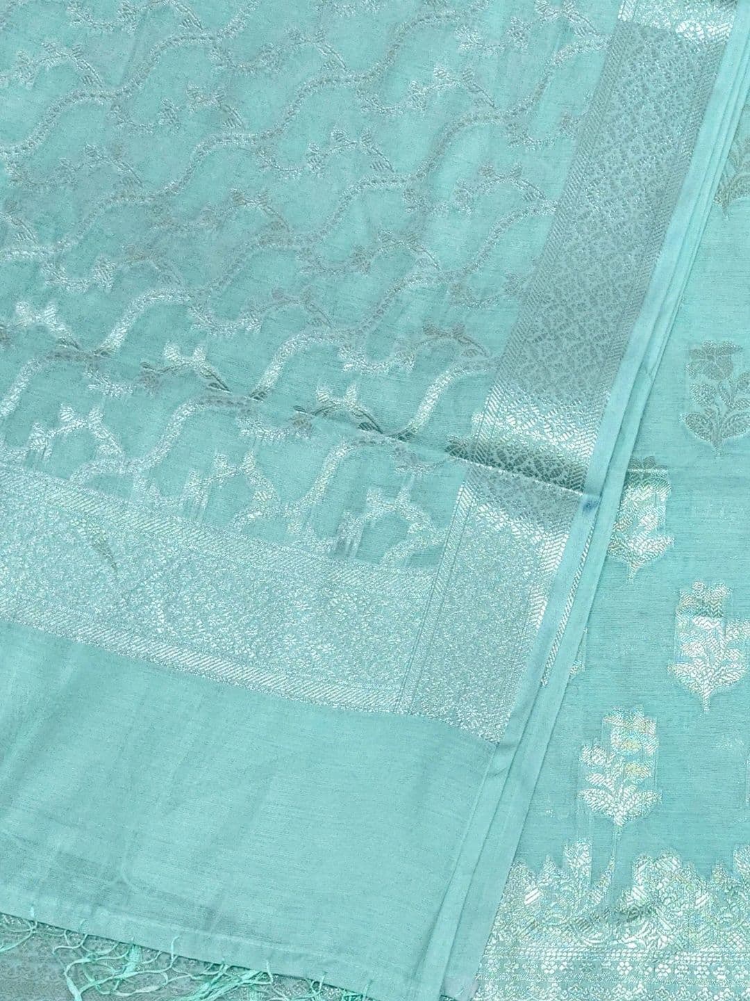 Naveera Unstitched Dress Material thumbnail 2