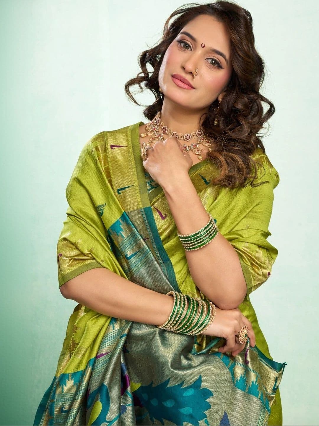 BORAD FASHION Woven Design Zari Silk Blend Designer Paithani Saree thumbnail 4
