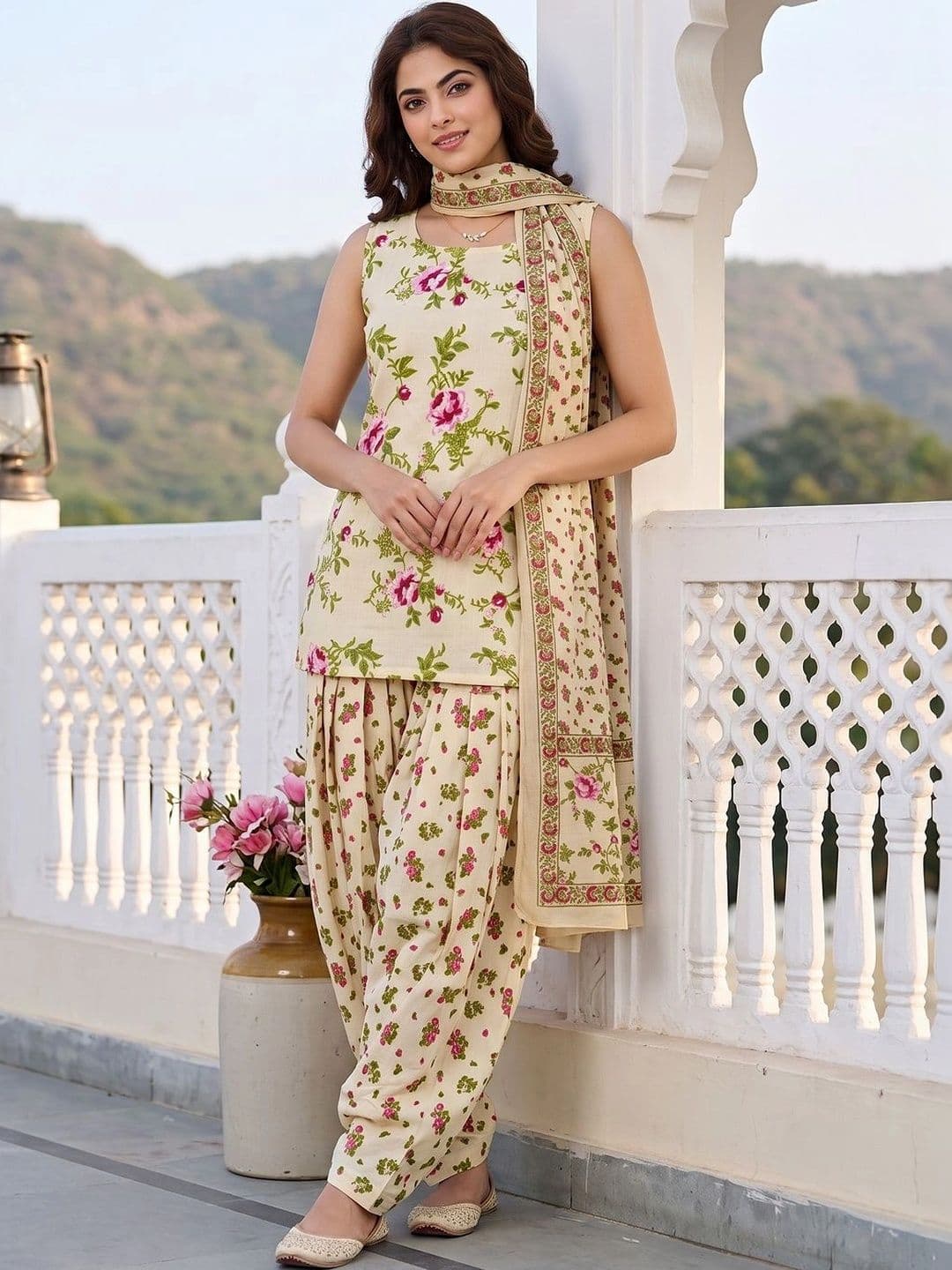 KALINI Women Floral Printed Regular Pure Cotton Kurta with Patiala & Dupatta thumbnail 5