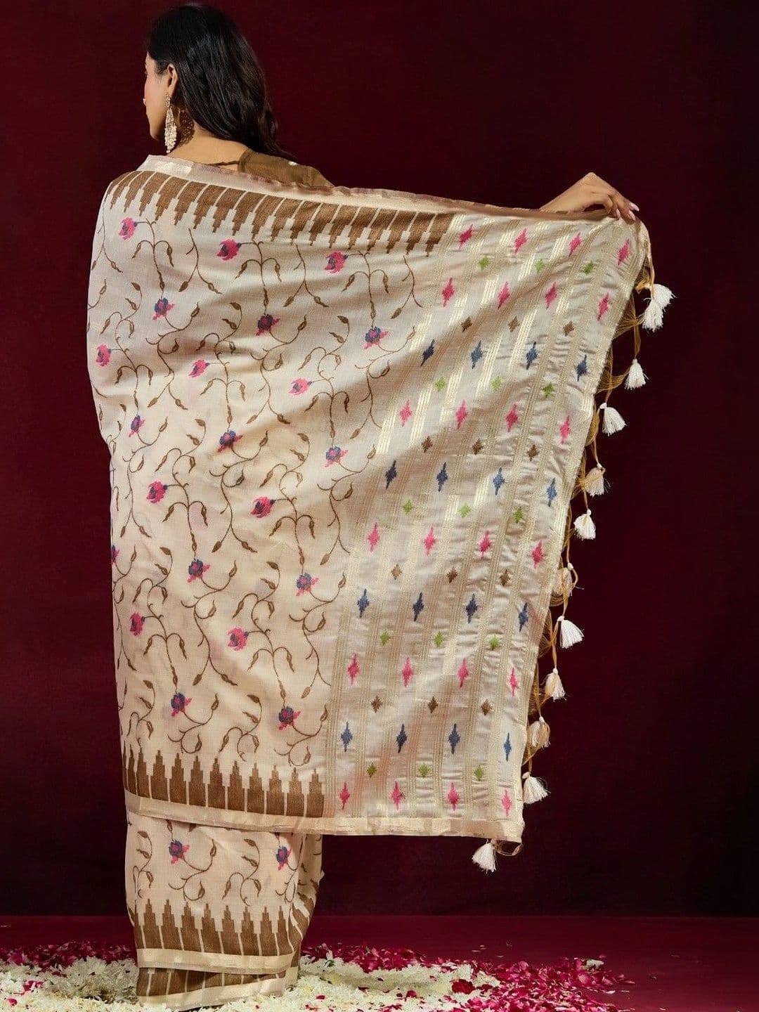 kasee Ethnic Motifs Pure Cotton Designer Saree thumbnail 6