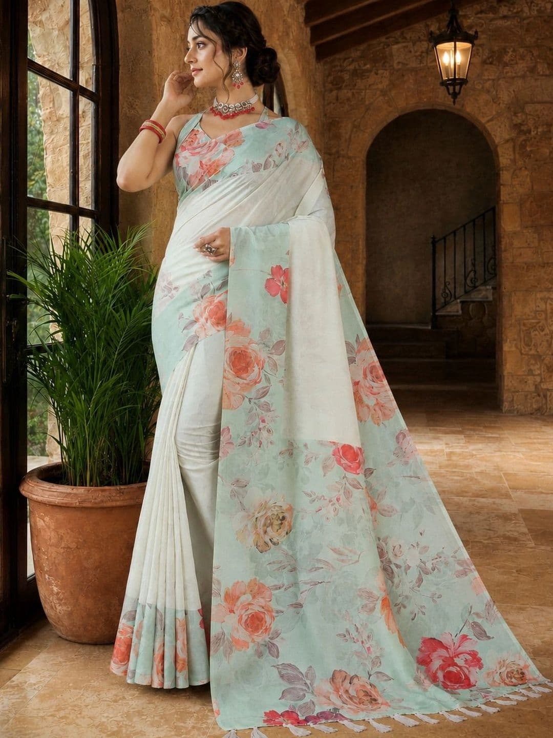 NIWAA Women Floral Printed Silk Blend Saree thumbnail 4
