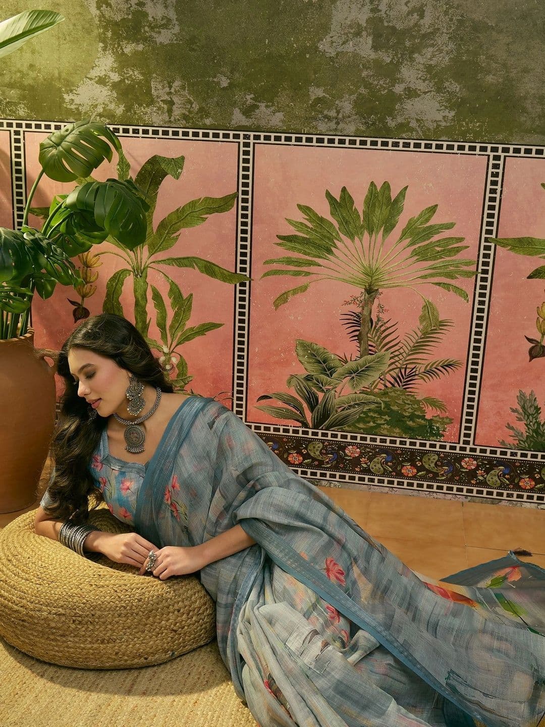 Suha Floral Saree thumbnail 5