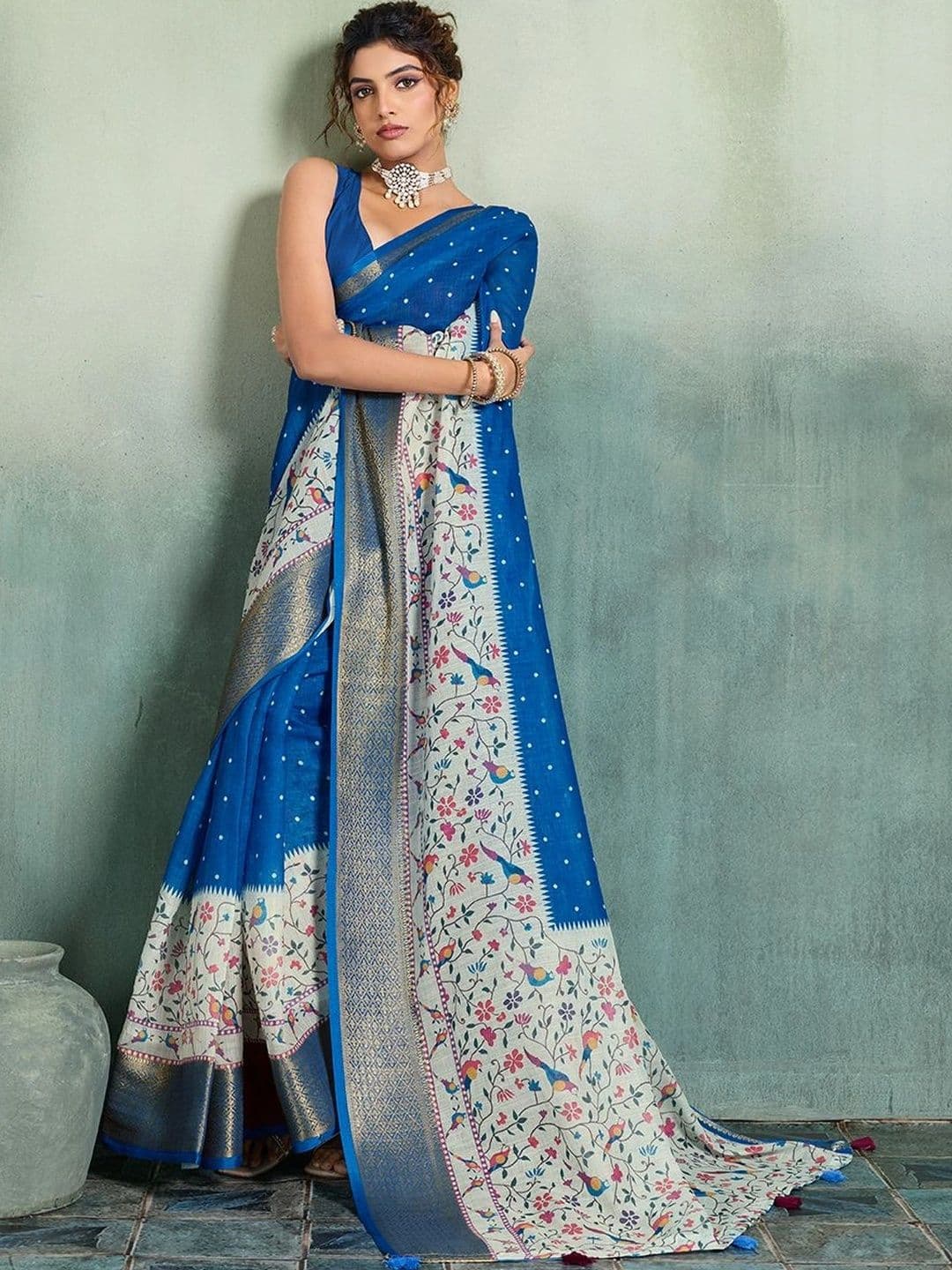 Nayanthara Trends Nayanthara Women's Linen Printed Saree With Unstitched Blouse Piece thumbnail 6
