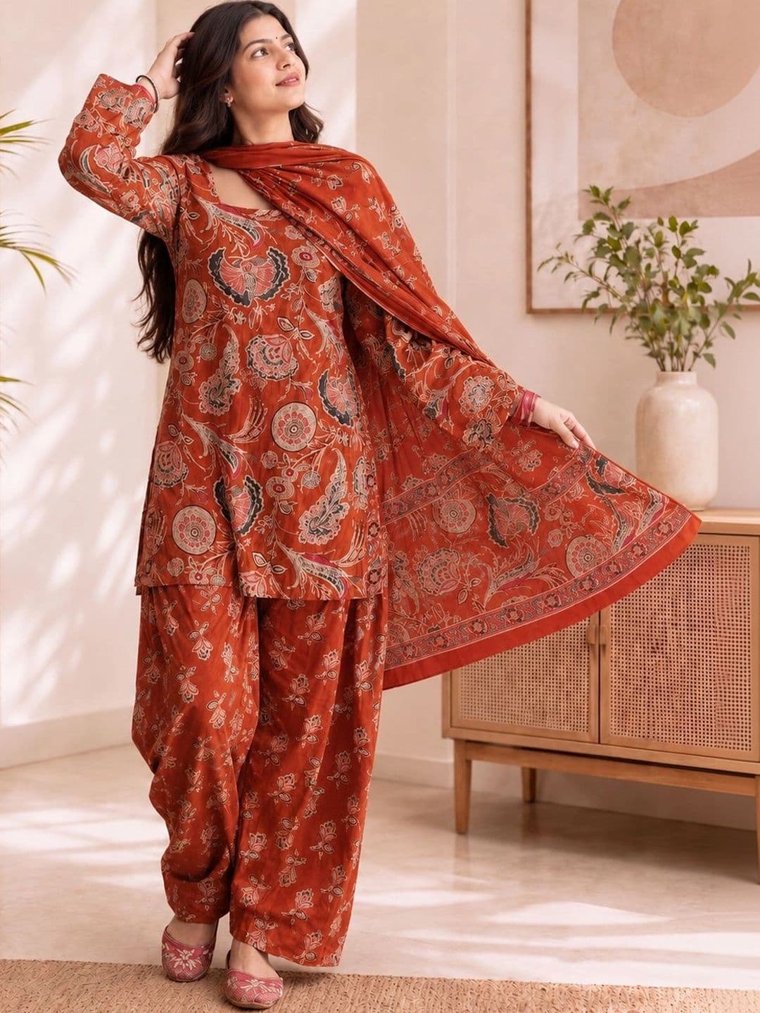SZN Women Ethnic Motifs Printed Regular Kurta with Patiala & Dupatta thumbnail 7