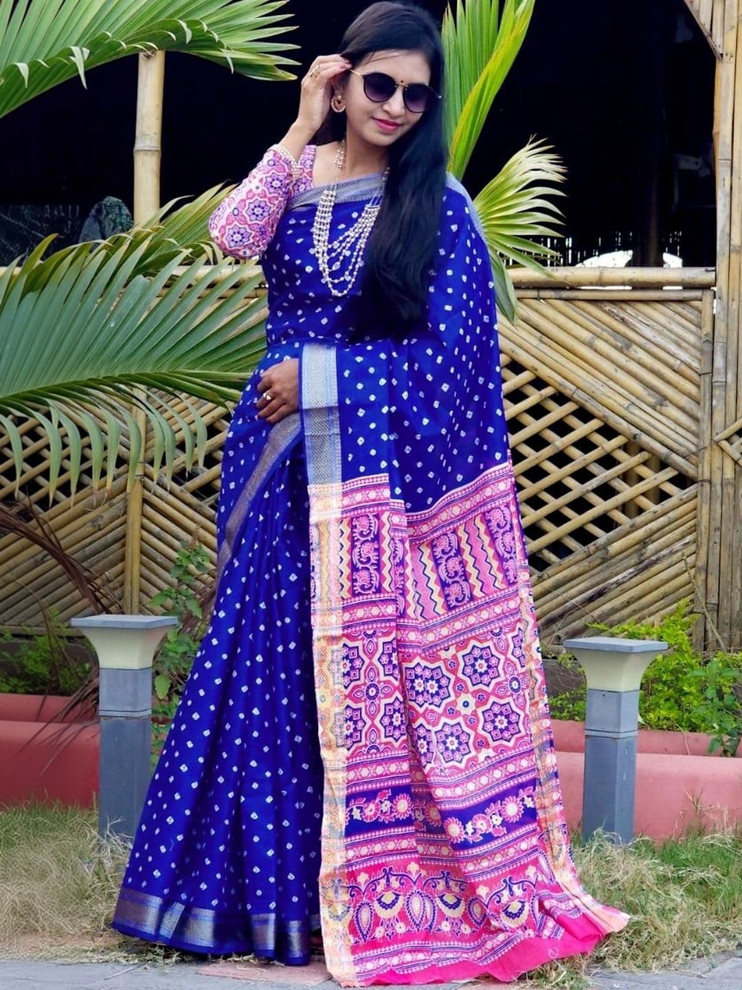 BARATHEON Bandhani Pure Cotton Saree thumbnail 7