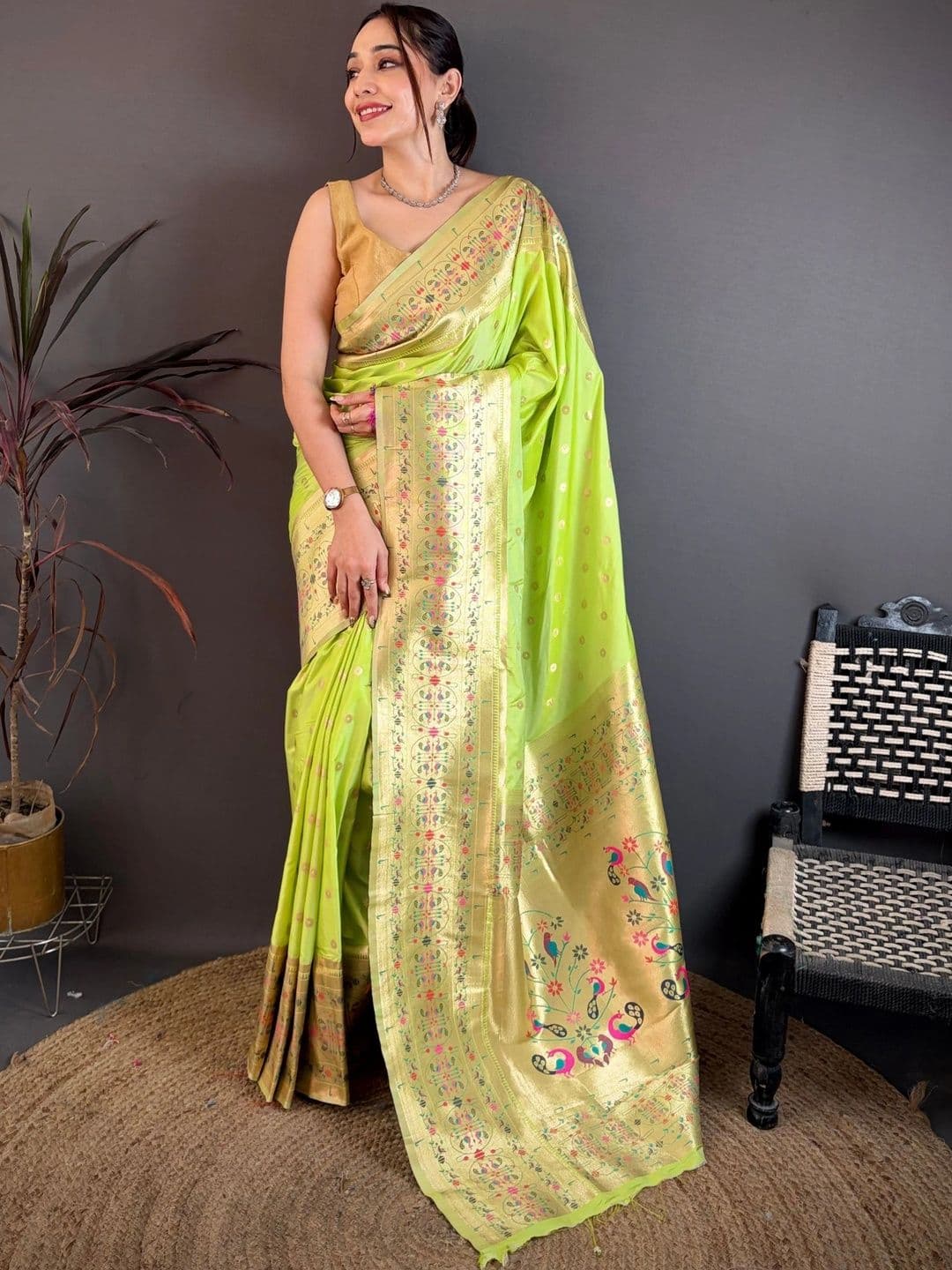 Royal Rajgharana Saree Women Design Zari Art Silk Handloom Paithani Sarees - view 1