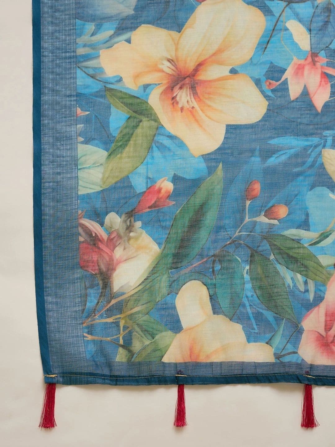 Suha Floral Saree thumbnail 6