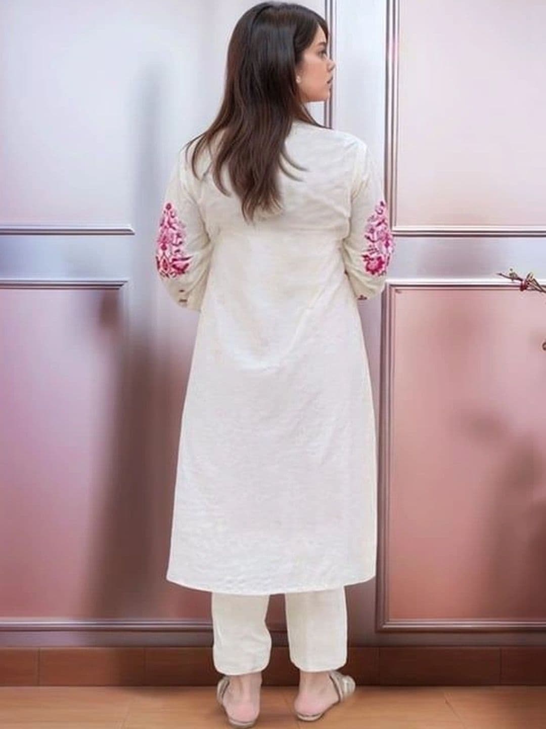 UDBHAV EXPORT Women Ethnic Motifs Embroidered Thread Work Kurta & Trousers & Dupatta thumbnail 2