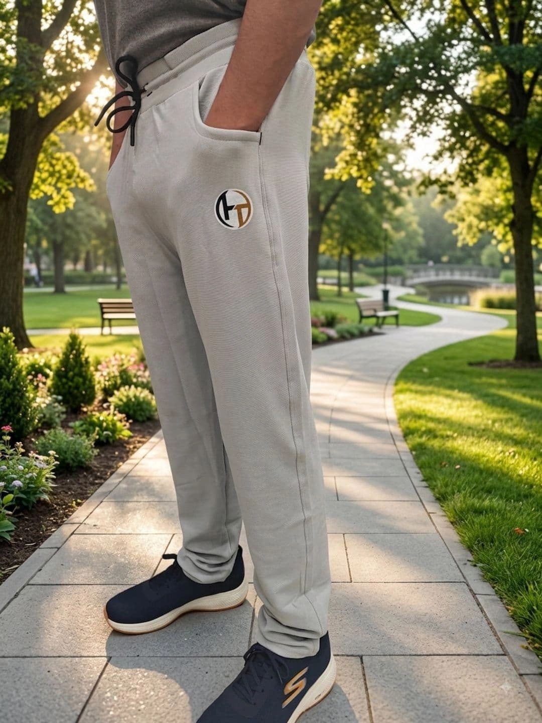 Bite and Style Men Slim Fit Brand Logo Training Track Pants thumbnail 3