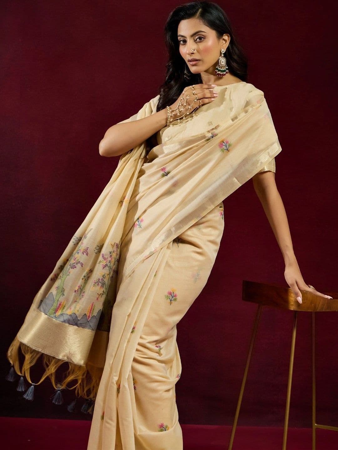 kasee Floral Pure Cotton Designer Saree thumbnail 2