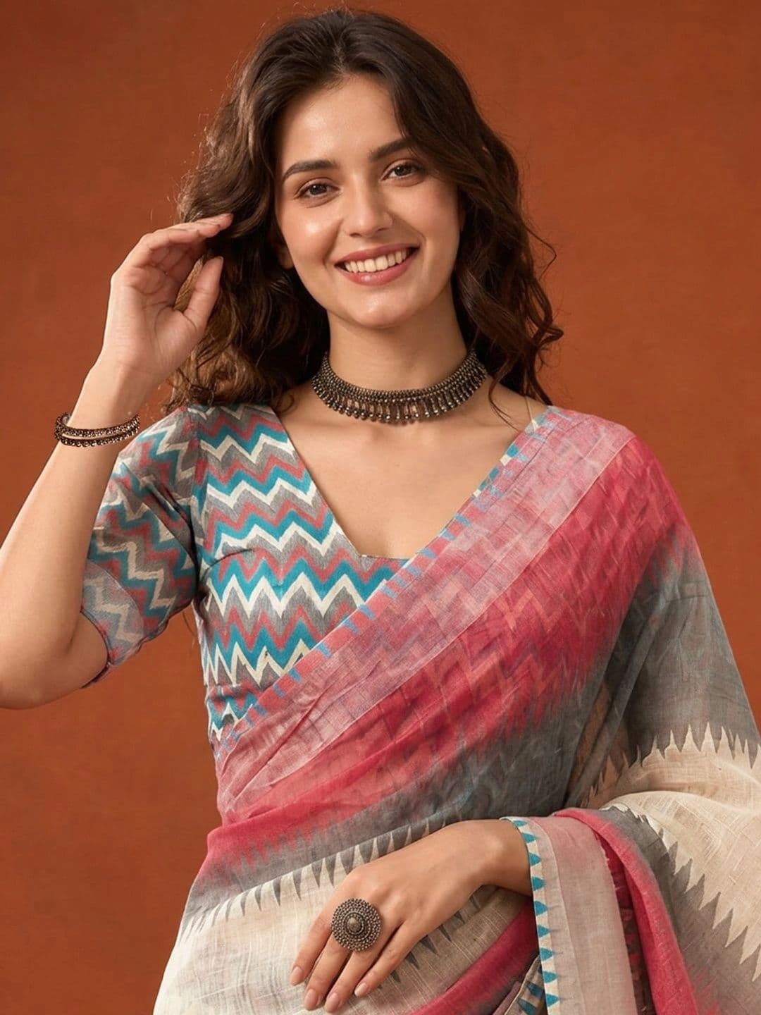 Suha Silk Blend Saree thumbnail 4