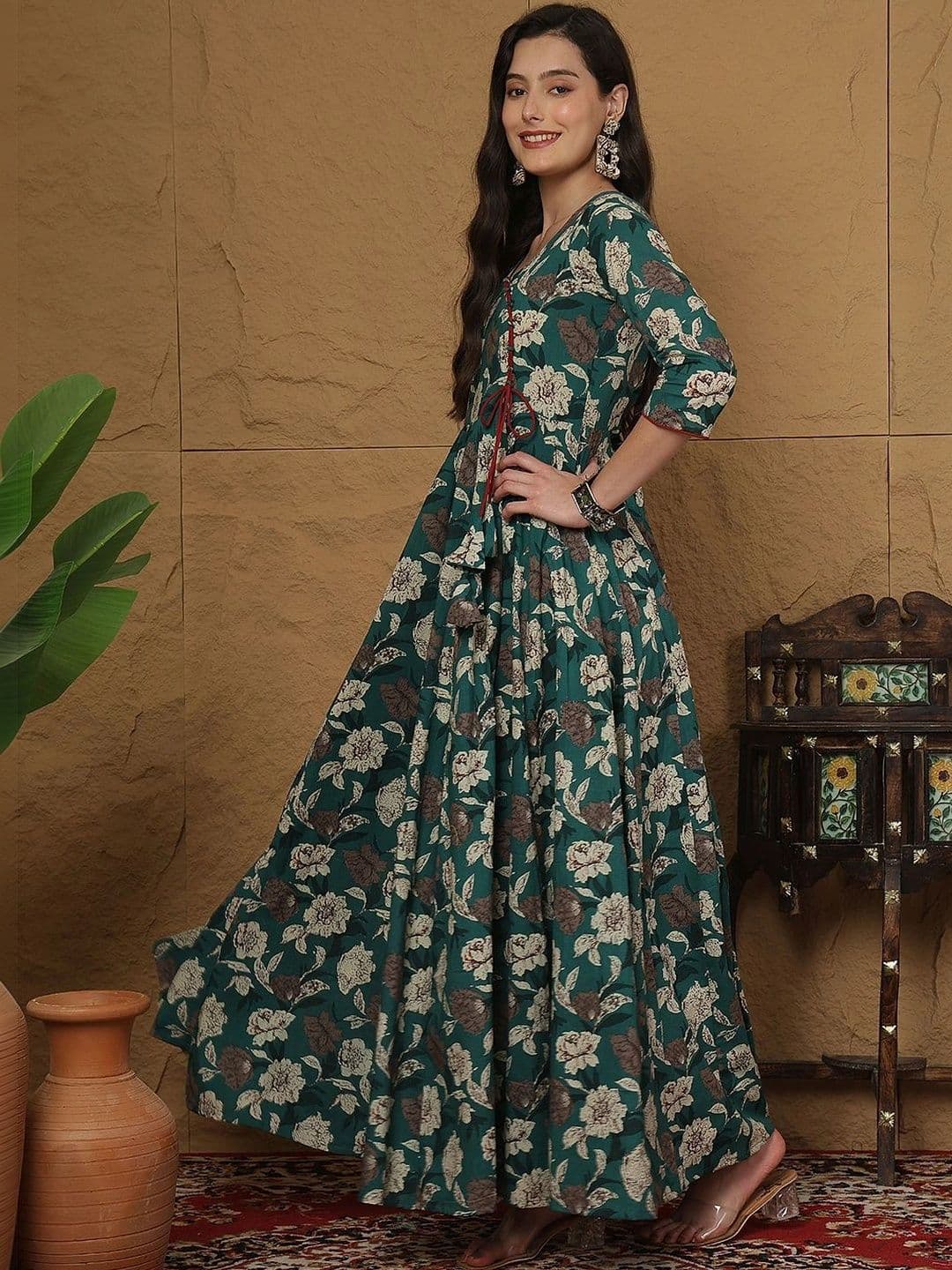 Sangria Women Floral Printed Floral Anarkali Kurta thumbnail 7