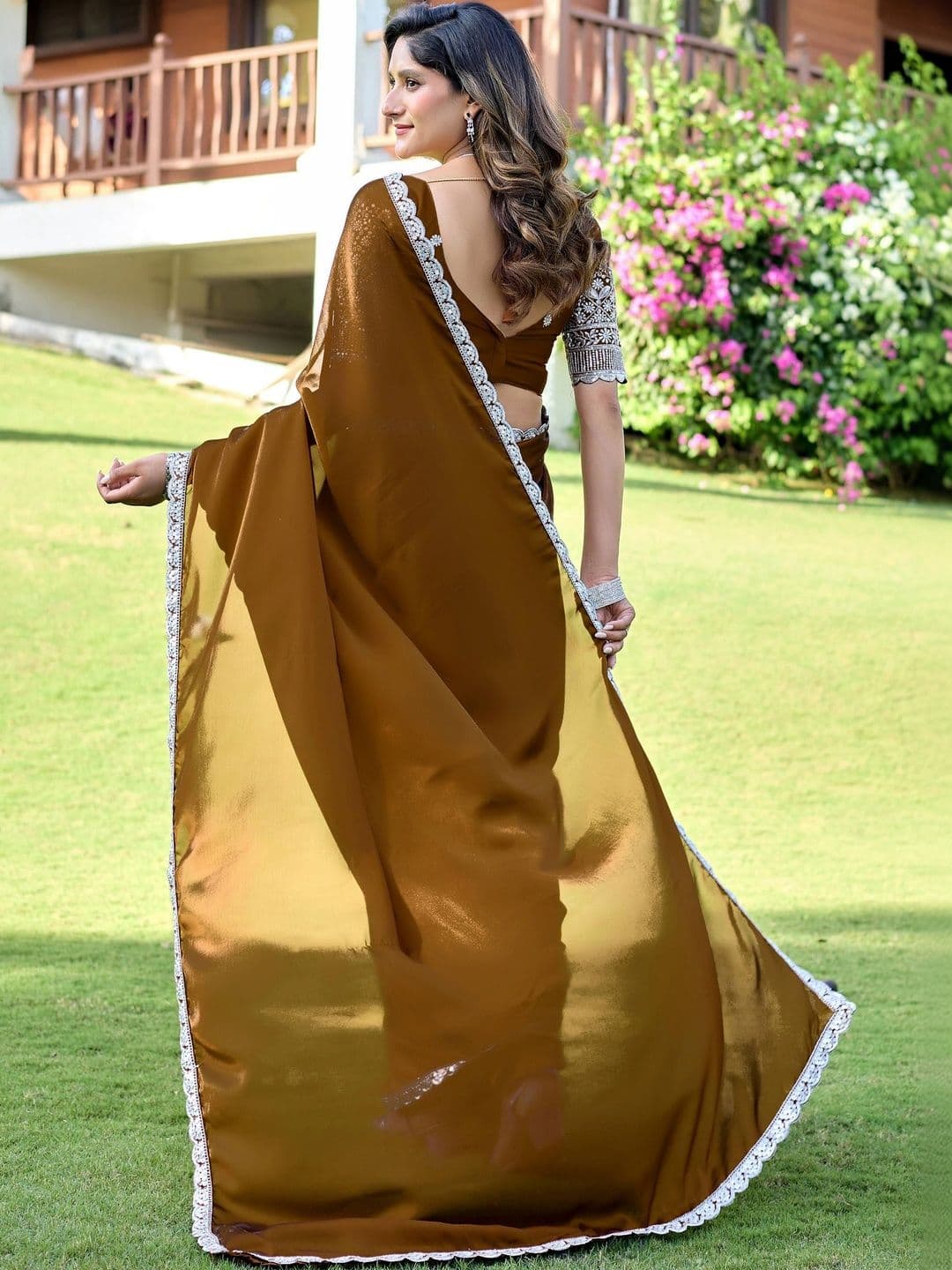 K 5 Fashion Ethnic Motifs Embroidered Pure Georgette Fusion Ikat Saree thumbnail 3