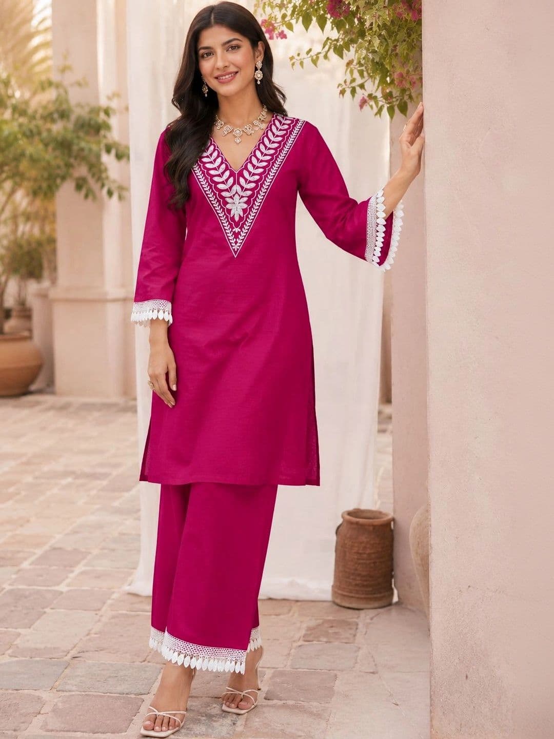 BILANZA Women Ethnic Motifs Embroidered Regular Thread Work Kurta with Palazzos thumbnail 2