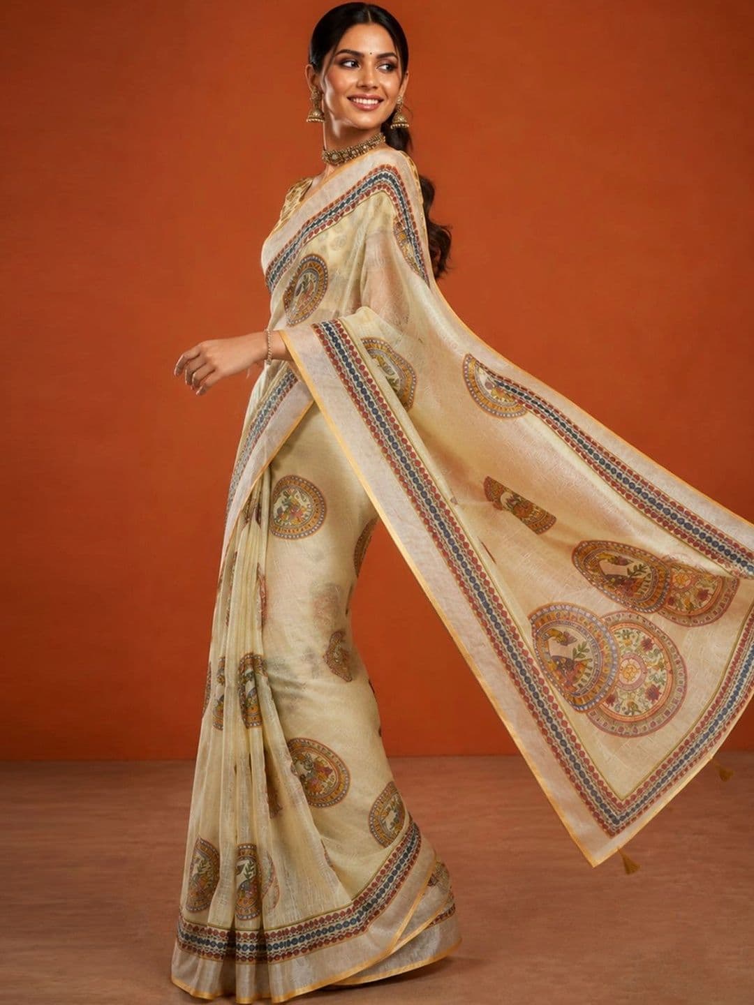 Suha Silk Blend Saree thumbnail 5