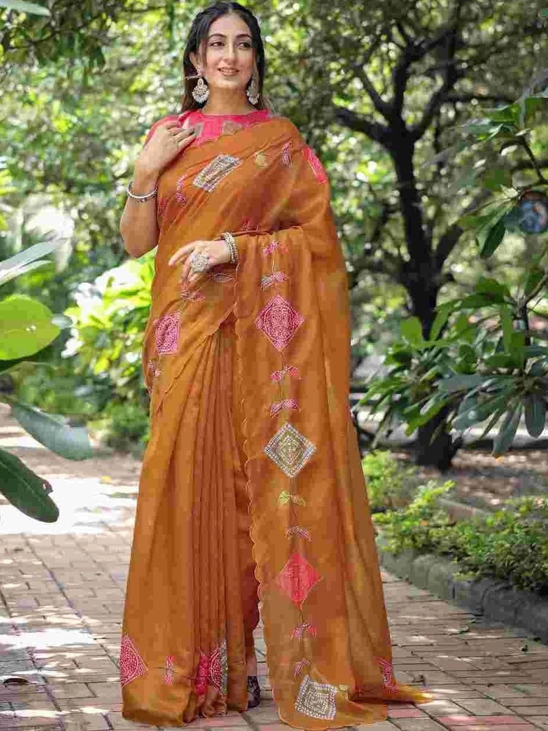 KALINI Embroidered Silk Blend Kanjeevaram Saree - view 1