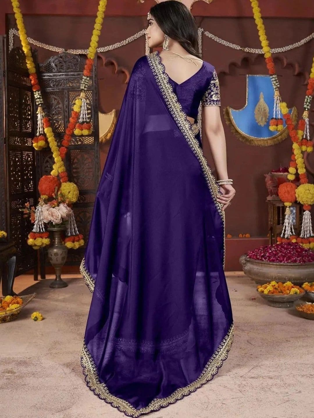 KALINI Floral Embroidered Silk Blend Heavy Work Saree thumbnail 2