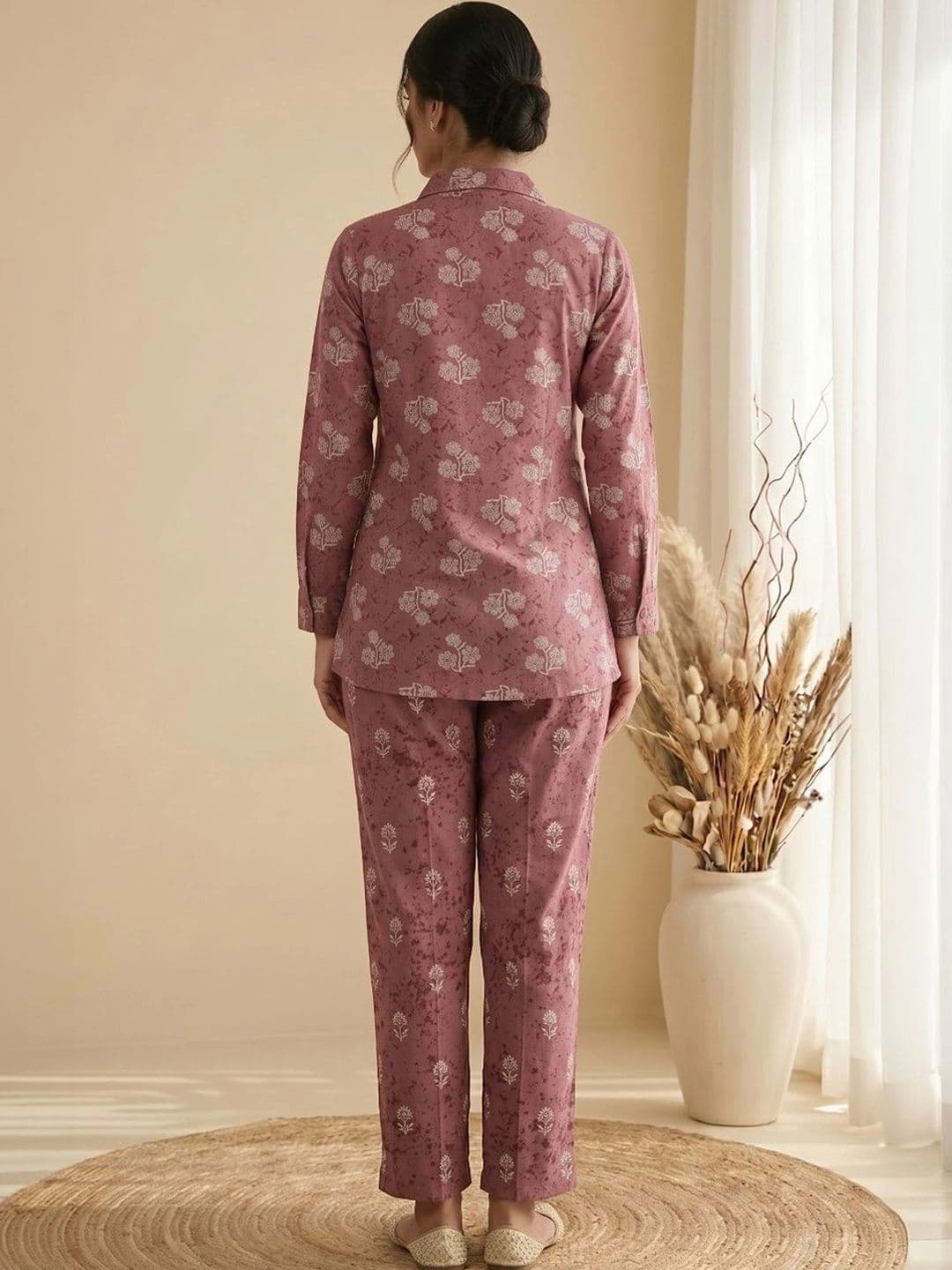 Meena Bazaar Women Ethnic Motifs Printed Regular Kurti with Trousers thumbnail 5