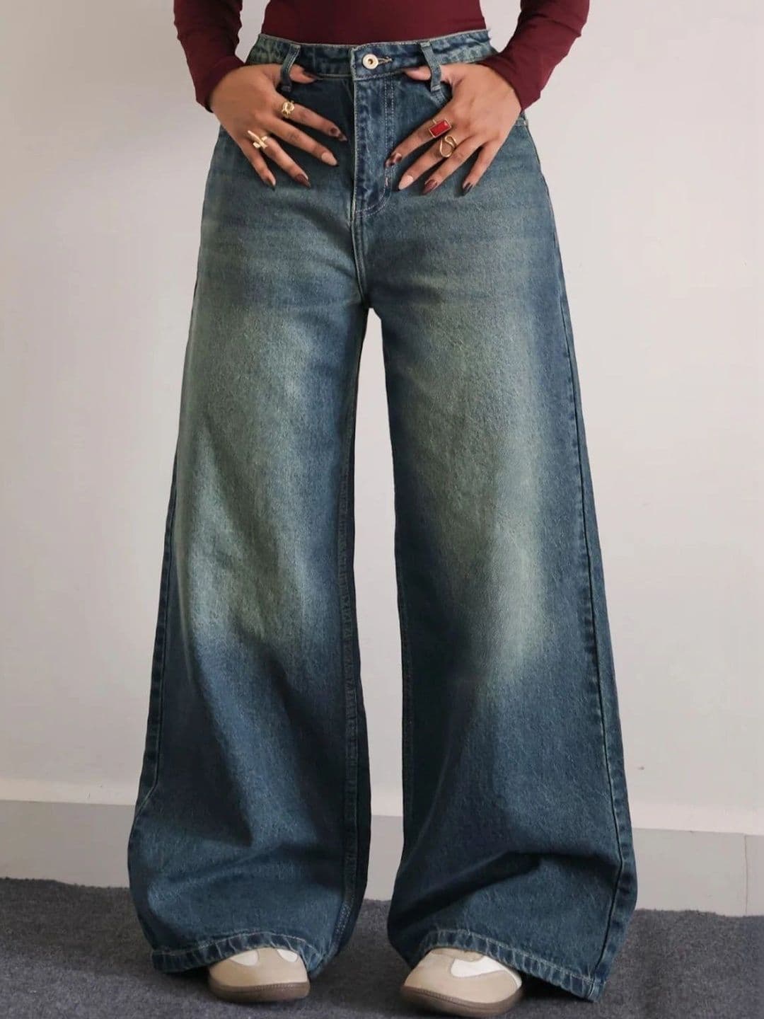 CORSICA Women High-Rise Light Fade Jeans - view 1