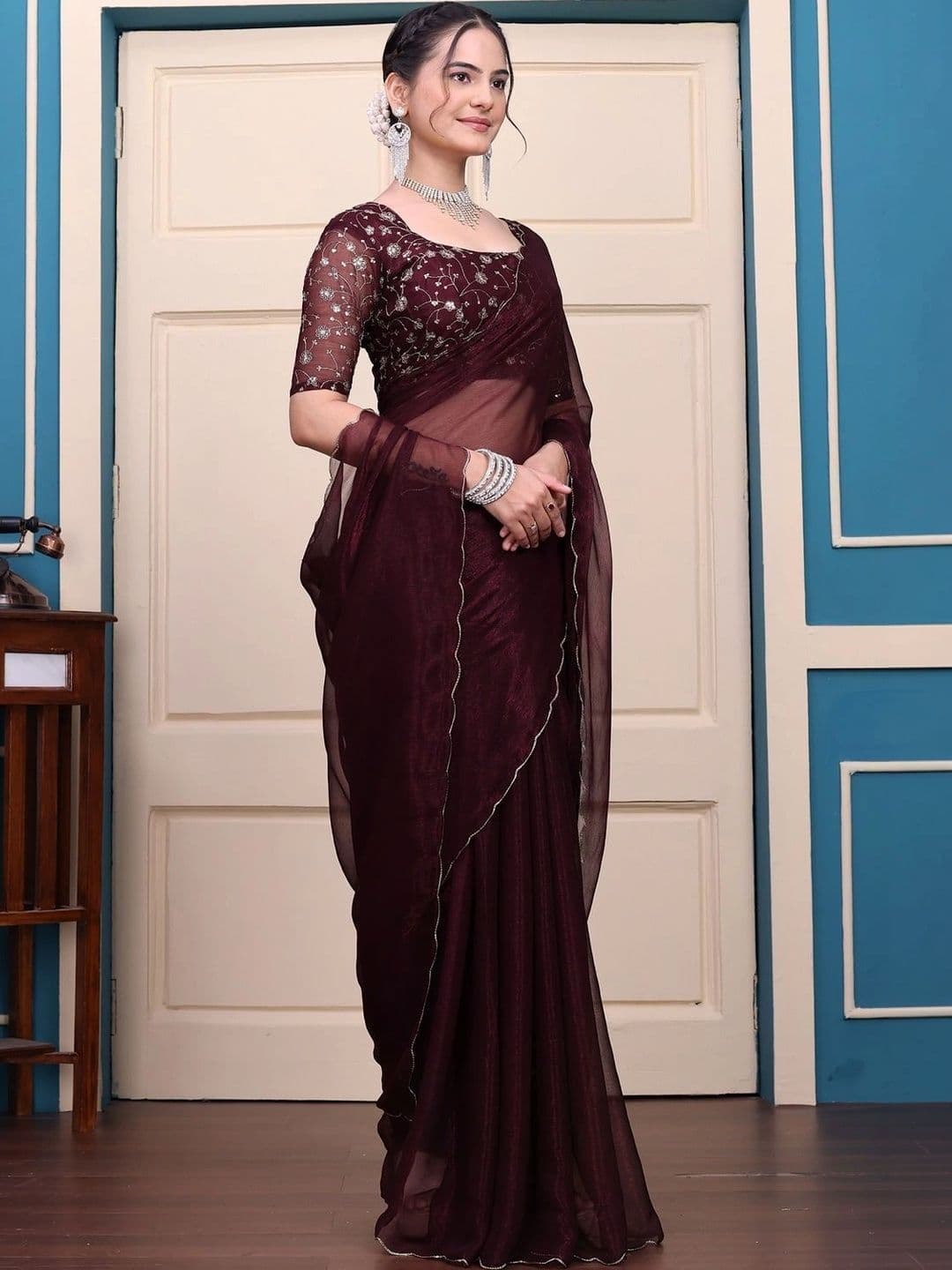SINGHVI COUTURE Embroidered Organza Saree thumbnail 4