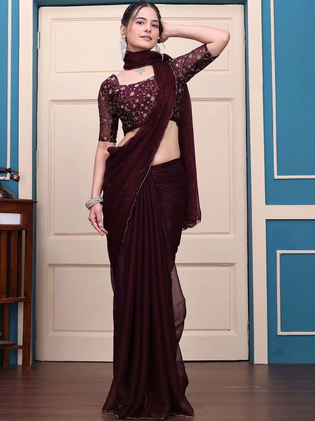 SINGHVI COUTURE Embroidered Organza Saree thumbnail 3