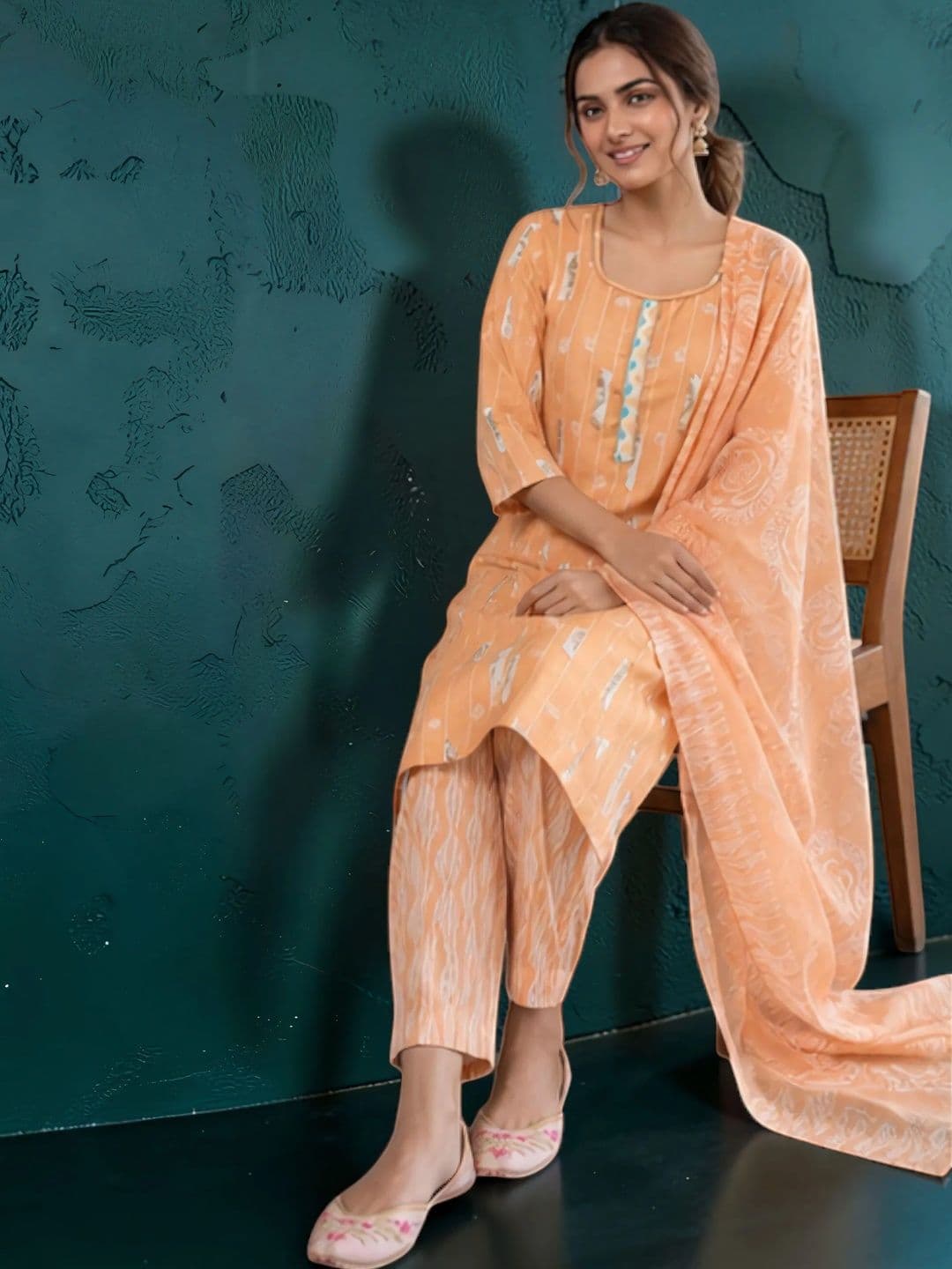 EELIKA Women Ethnic Motifs Printed Regular Pure Cotton Kurta with Patiala & With Dupatta thumbnail 3