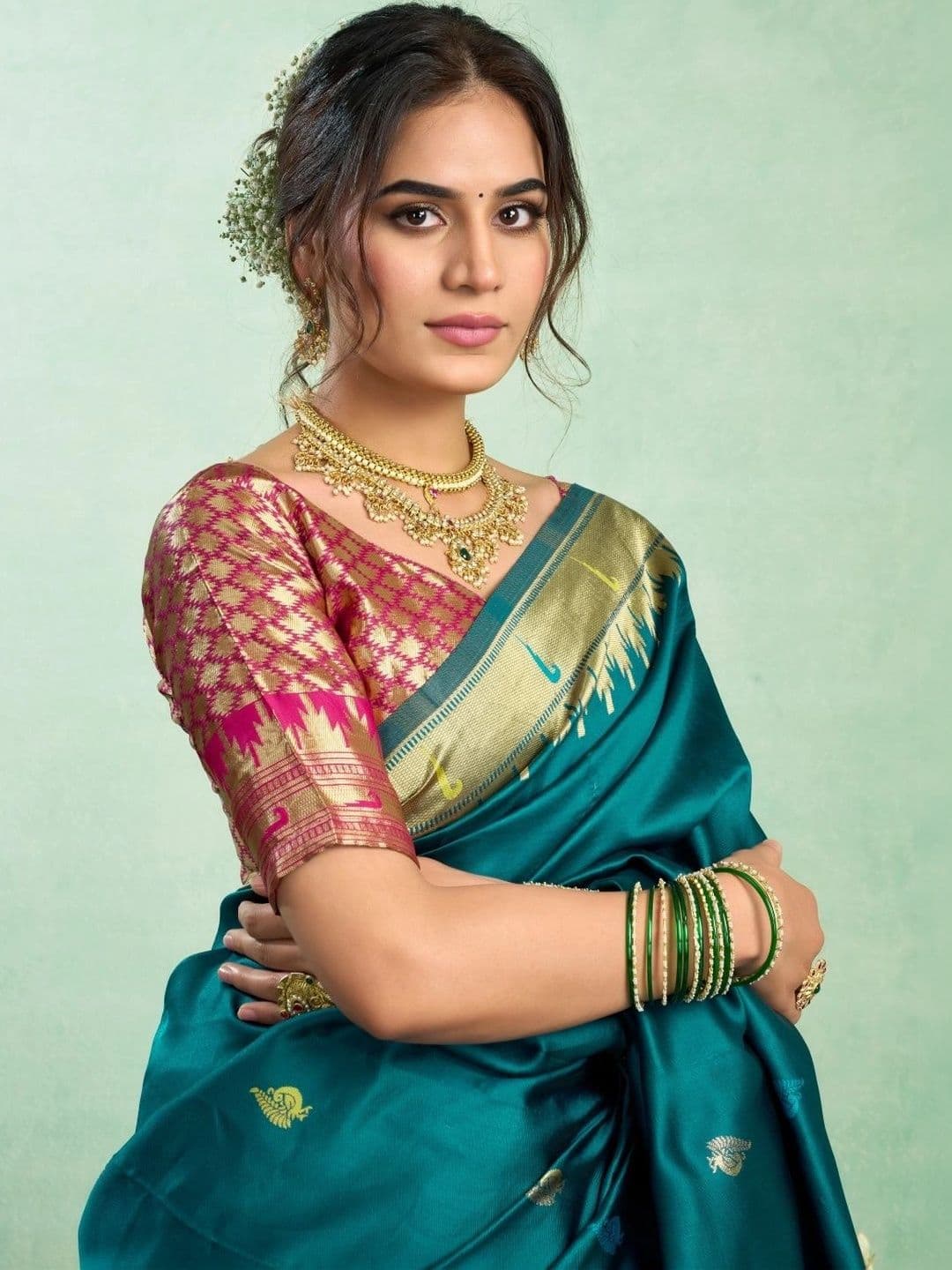 BORAD FASHION  Women Woven Design Zari Silk Blend Designer Paithani Saree thumbnail 2