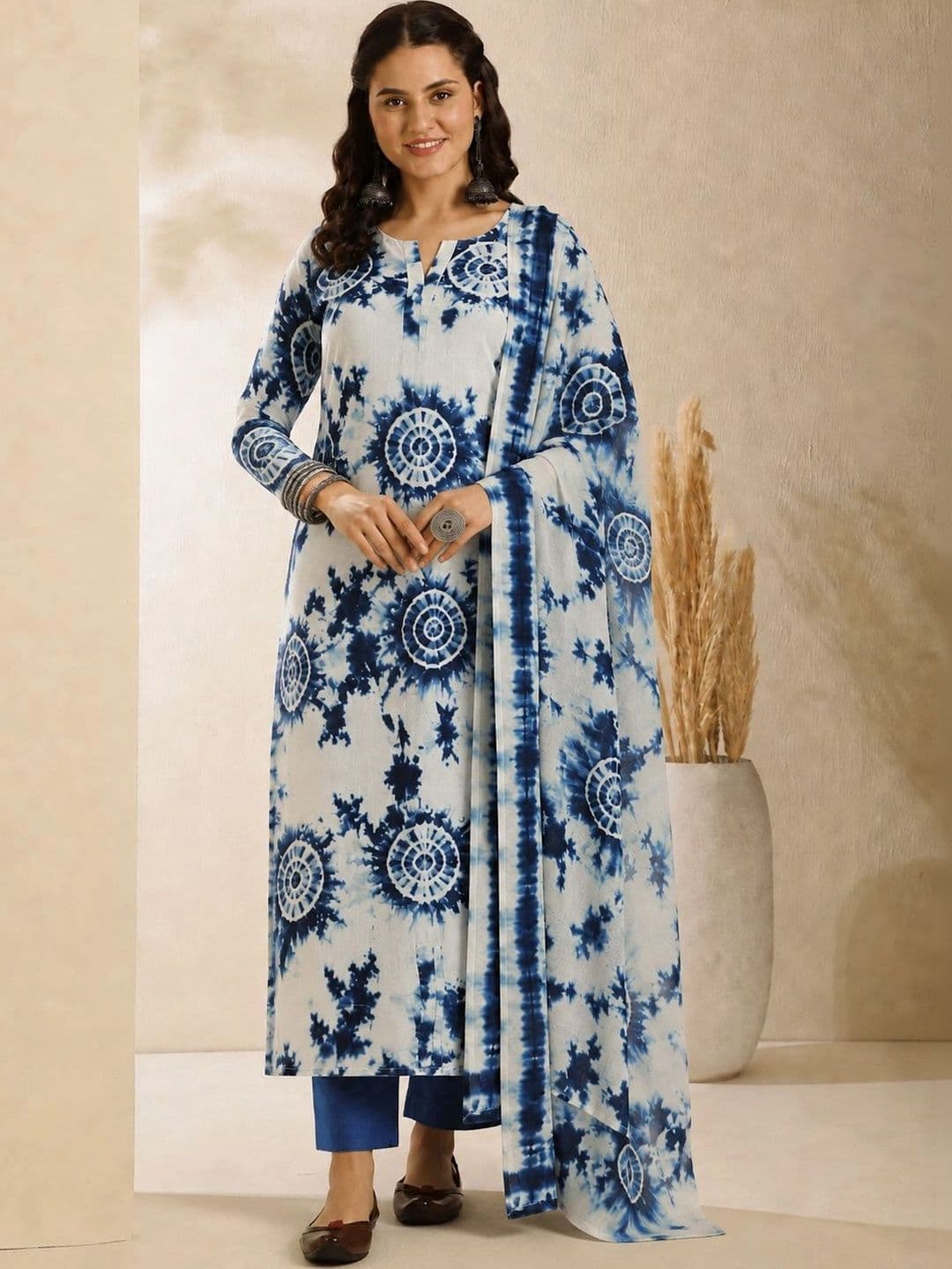 Sangria Women Dyed Regular Kurta with Trousers & With Dupatta thumbnail 7