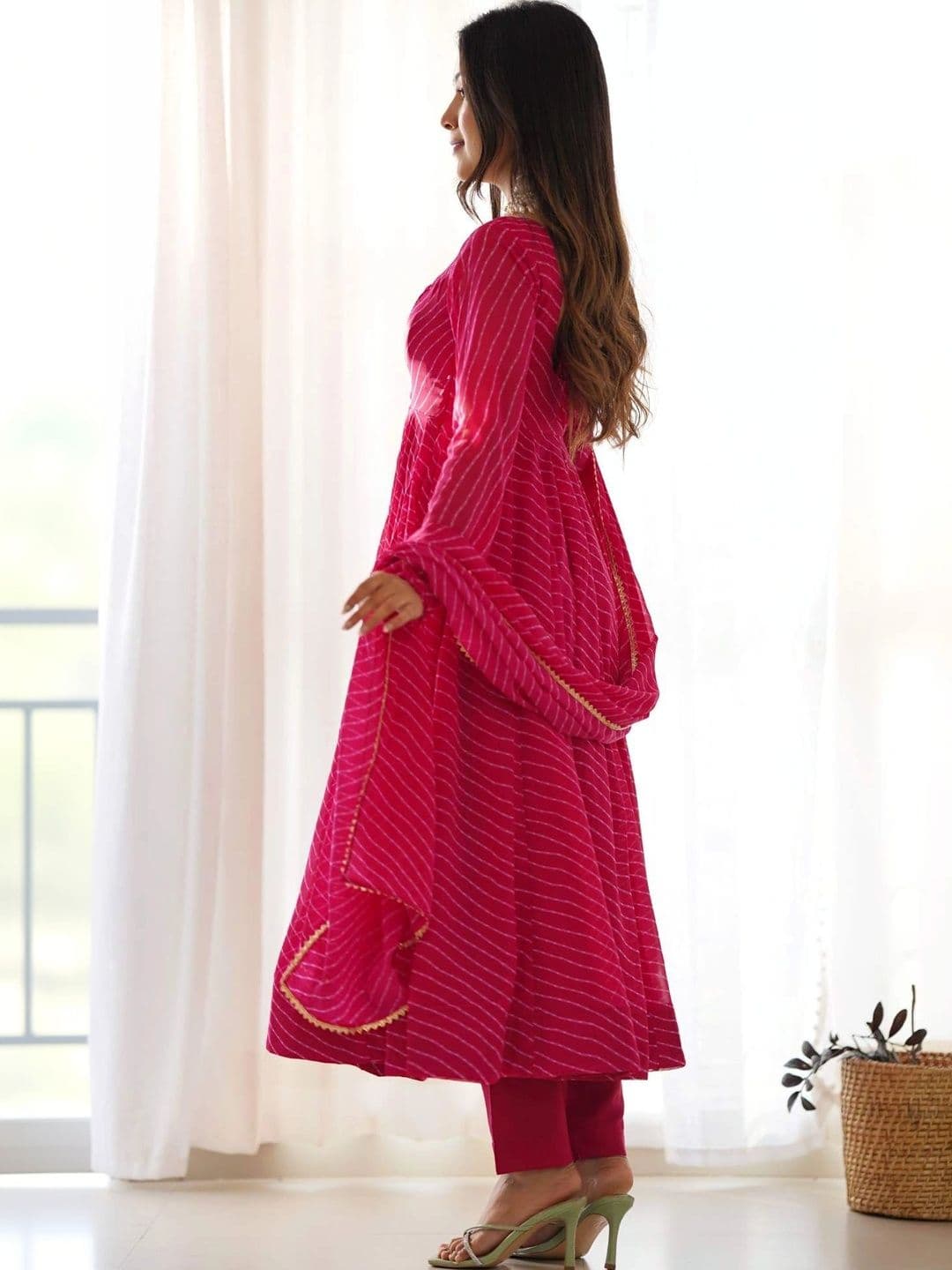 PALMIRA Women Leheriya Printed Regular Kurta with Trousers & With Dupatta thumbnail 6