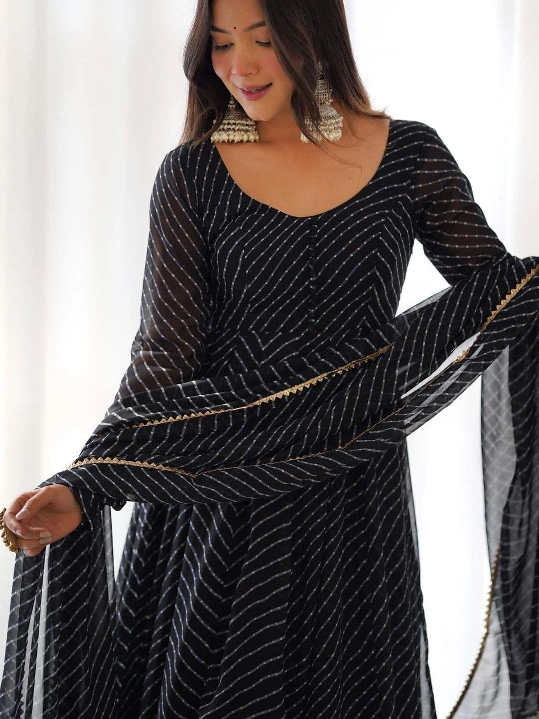 PALMIRA Women Leheriya Printed Empire Kurta with Trousers & With Dupatta thumbnail 6