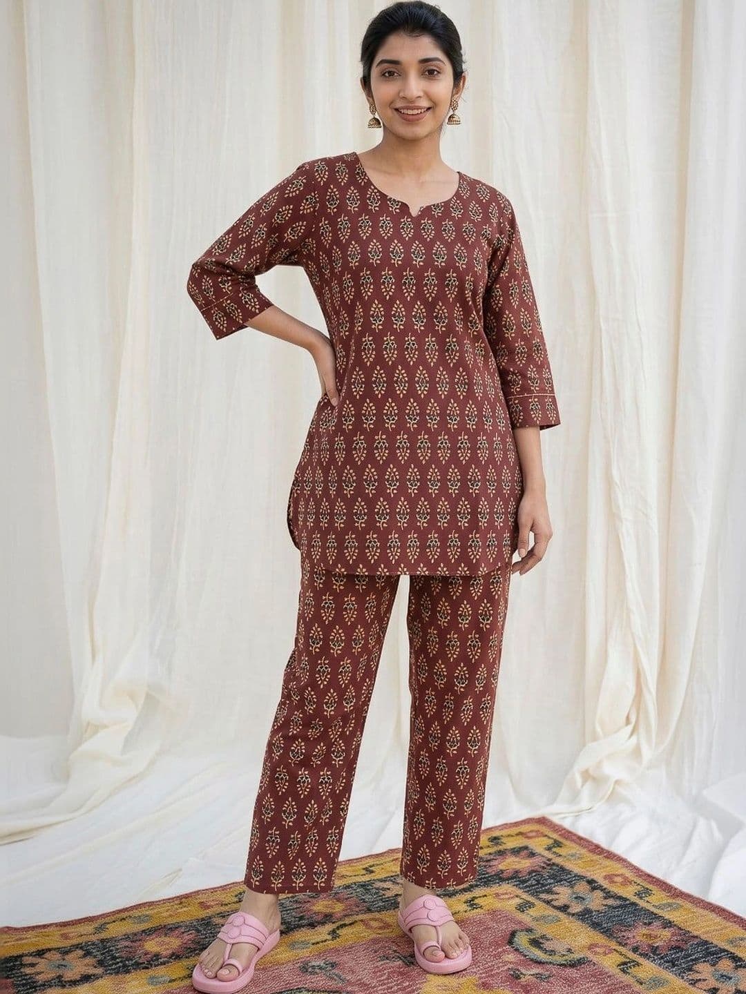 Meena Bazaar Women Ethnic Motifs Printed Regular Kurti with Trousers - view 1