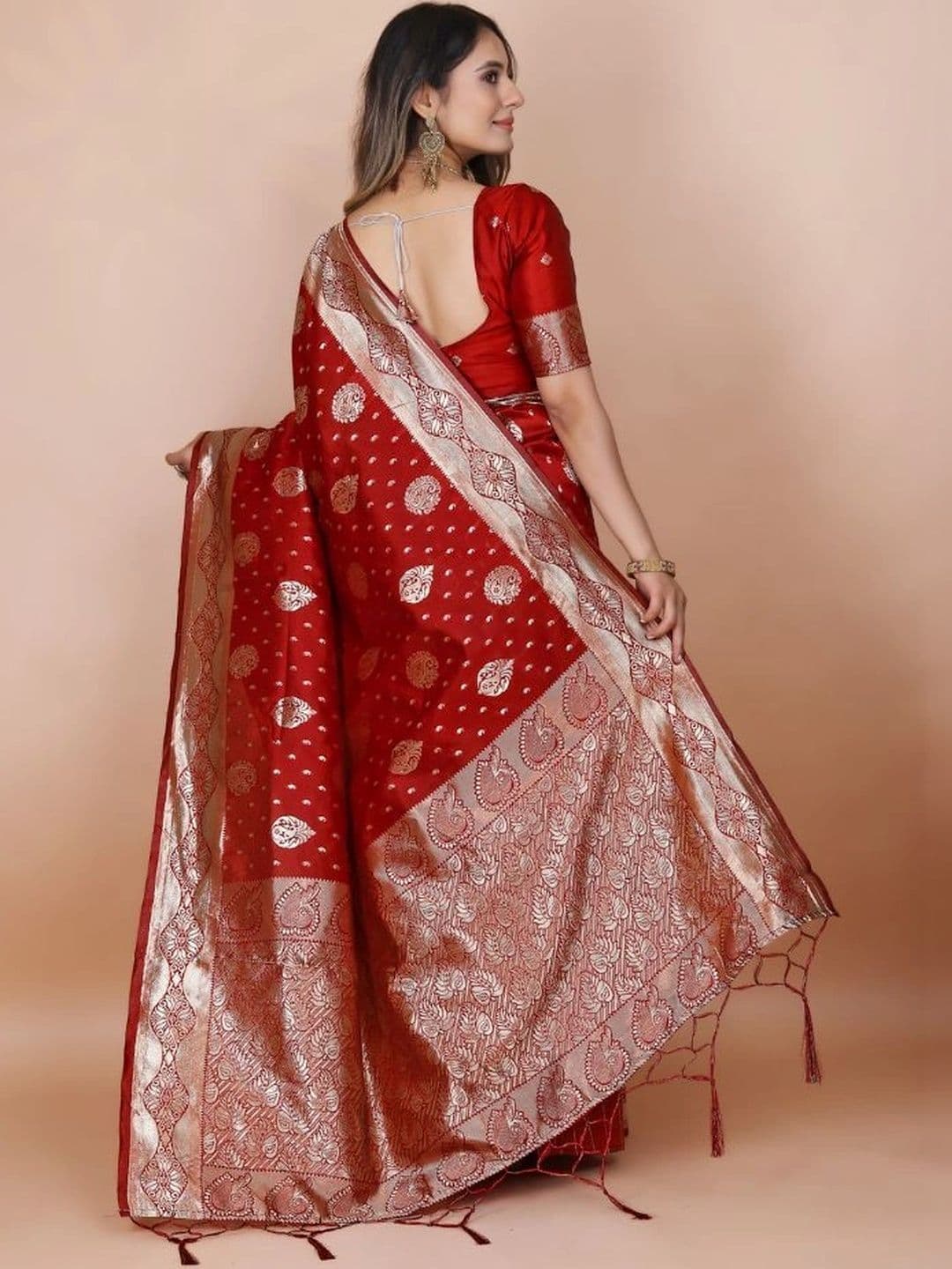 revika Paisley Zari Art Silk Designer Kanjeevaram Saree thumbnail 5