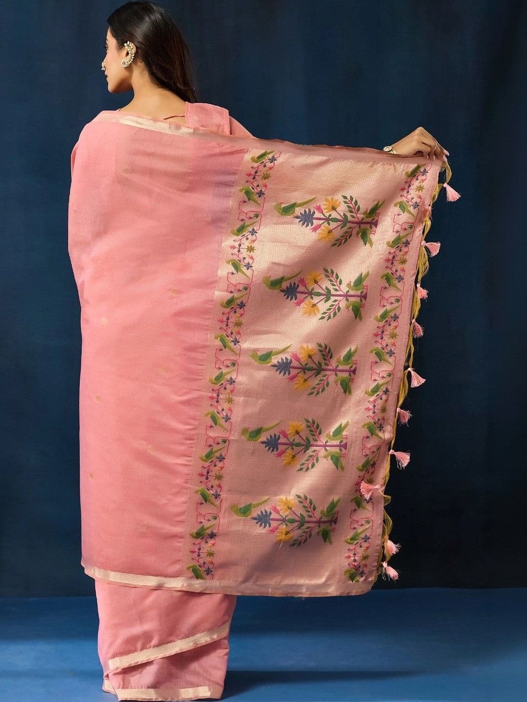 kasee Floral Sequinned Pure Cotton Designer Saree thumbnail 5