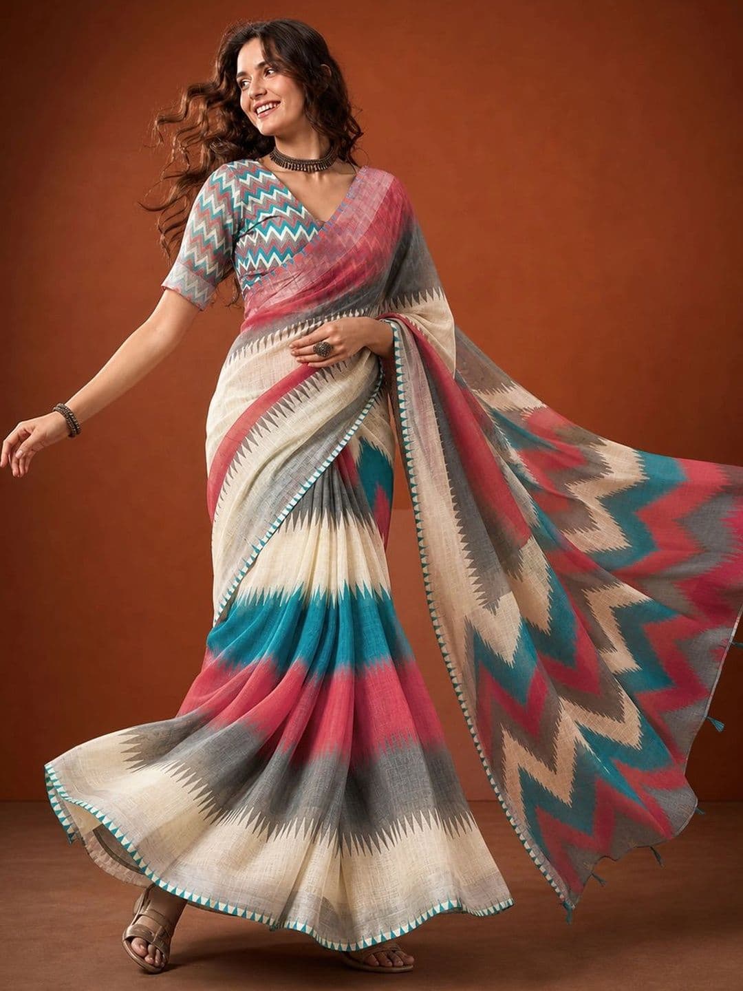 Suha Silk Blend Saree thumbnail 7