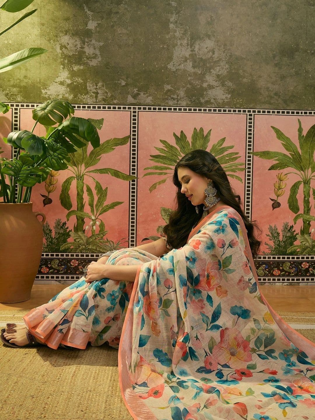 Suha Floral Saree thumbnail 4