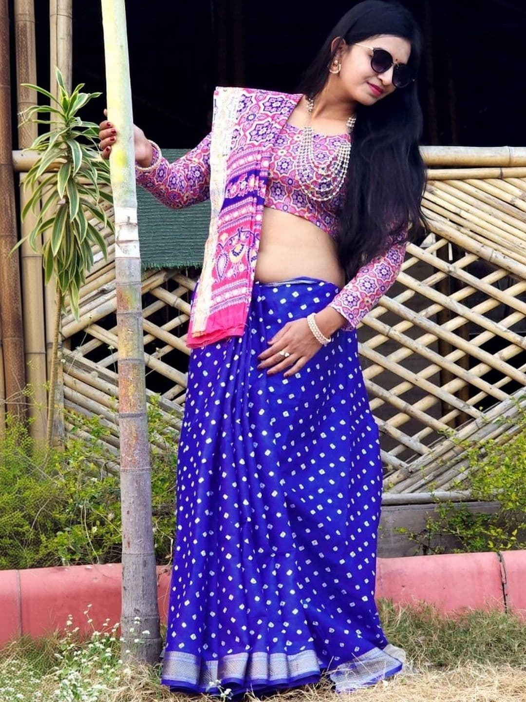 BARATHEON Bandhani Pure Cotton Saree thumbnail 3