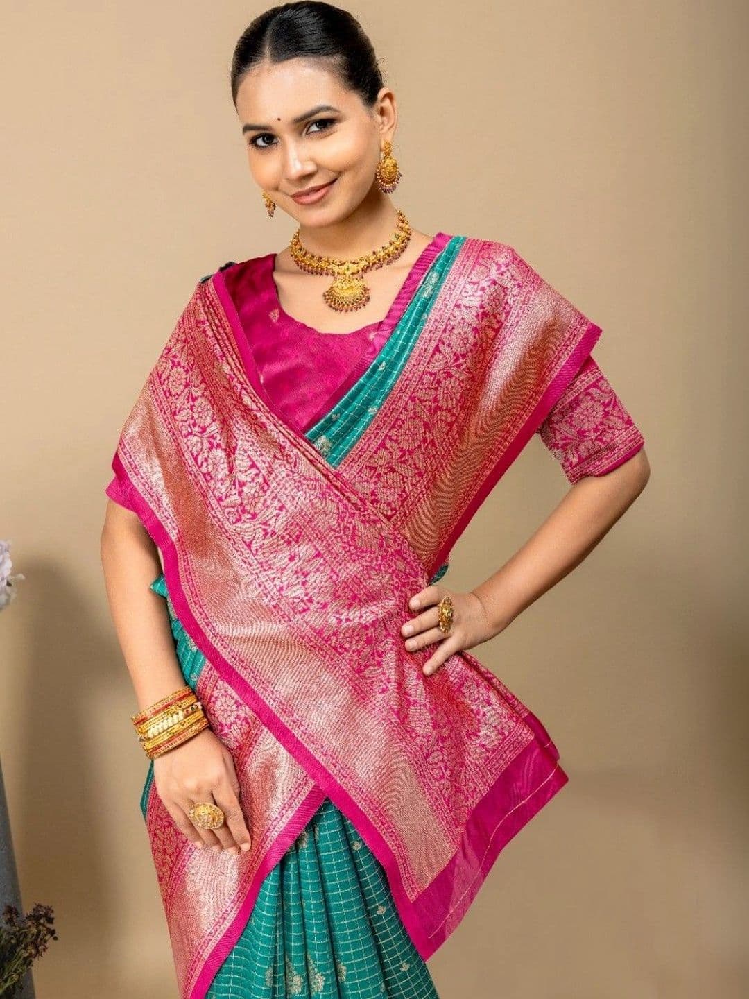 SILKARA CREATION Women Design Zari Silk Blend Banarasi Saree thumbnail 5