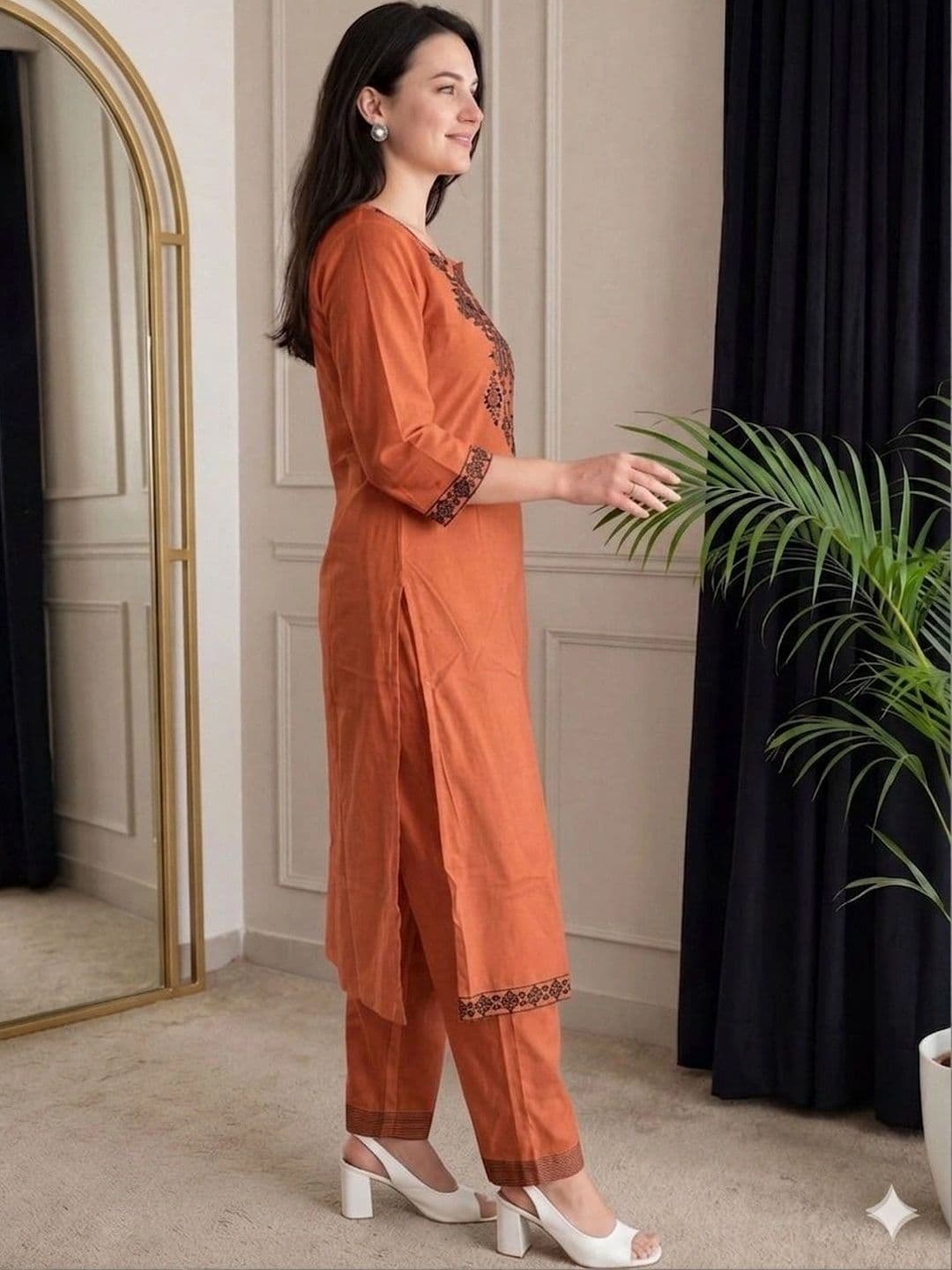 LUGDDA Women Printed Trousers thumbnail 4