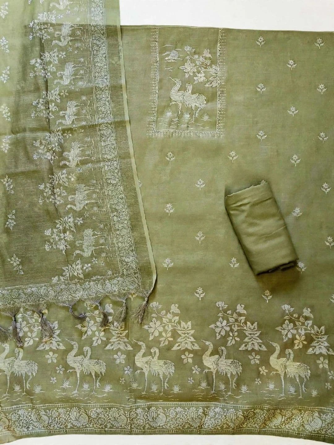 Haranozy Printed Pure Cotton Semi-Stitched Dress Material thumbnail 7
