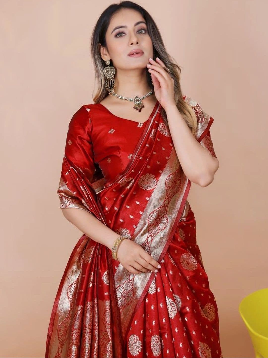 revika Paisley Zari Art Silk Designer Kanjeevaram Saree thumbnail 2