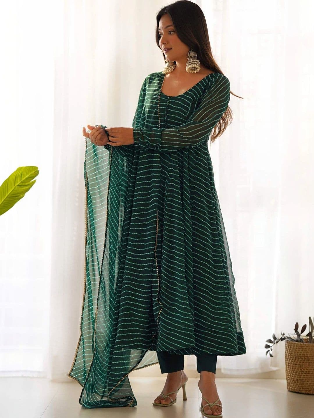 PALMIRA Women Leheriya Printed Regular Kurta with Trousers & With Dupatta thumbnail 6