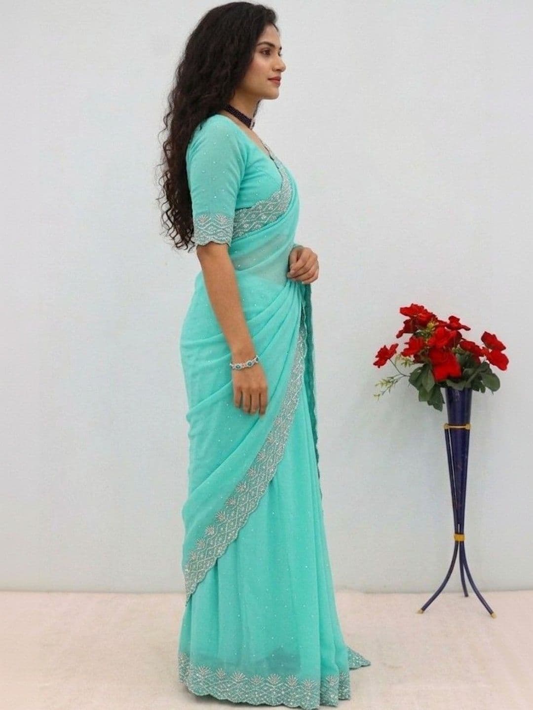 SmileyFashion Embellished Pure Georgette Designer Saree thumbnail 5