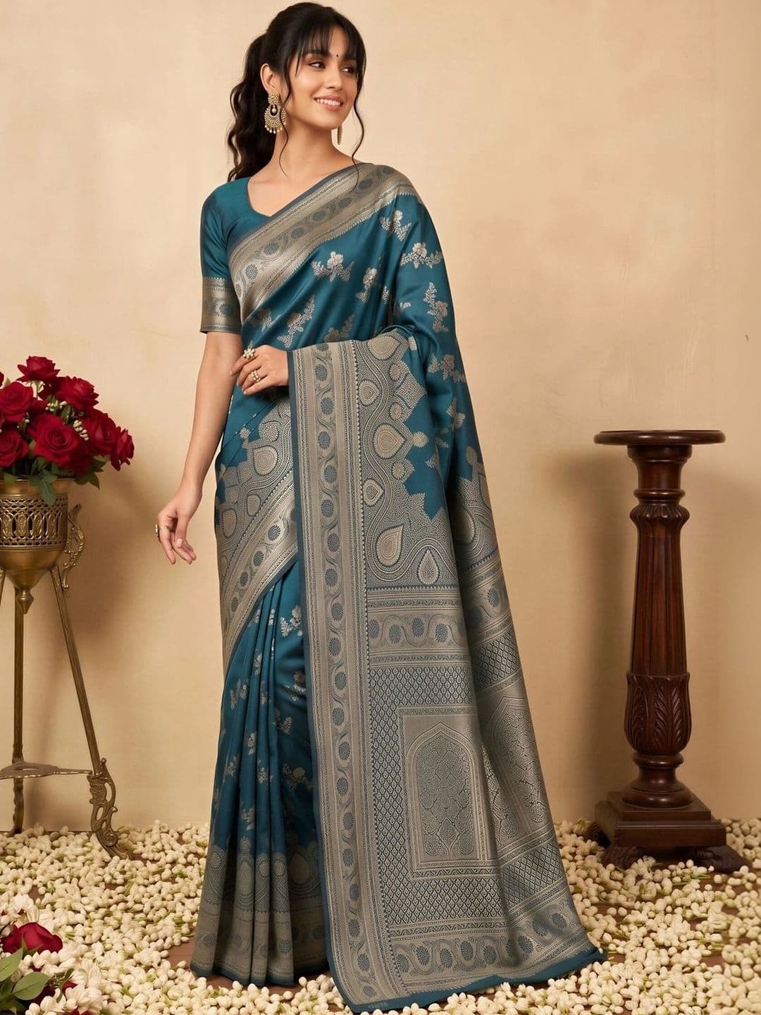all about you Woven Design Zari Silk Blend Designer Banarasi Saree thumbnail 2