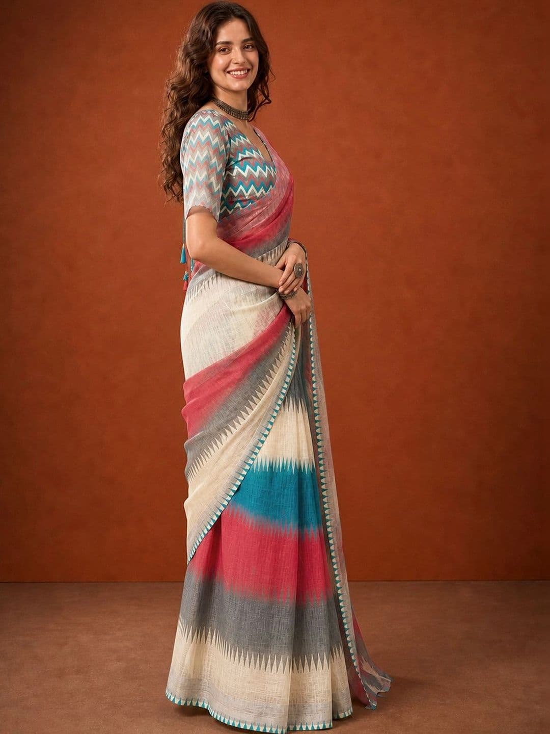 Suha Silk Blend Saree thumbnail 5