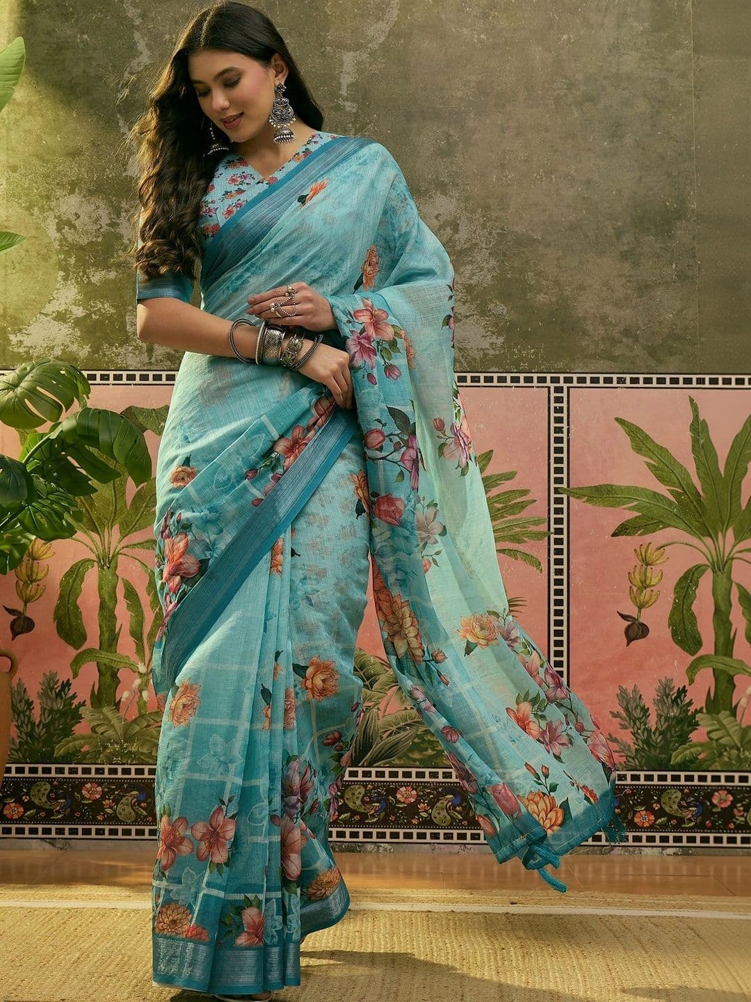 Suha Women Best Design Floral Saree - view 1