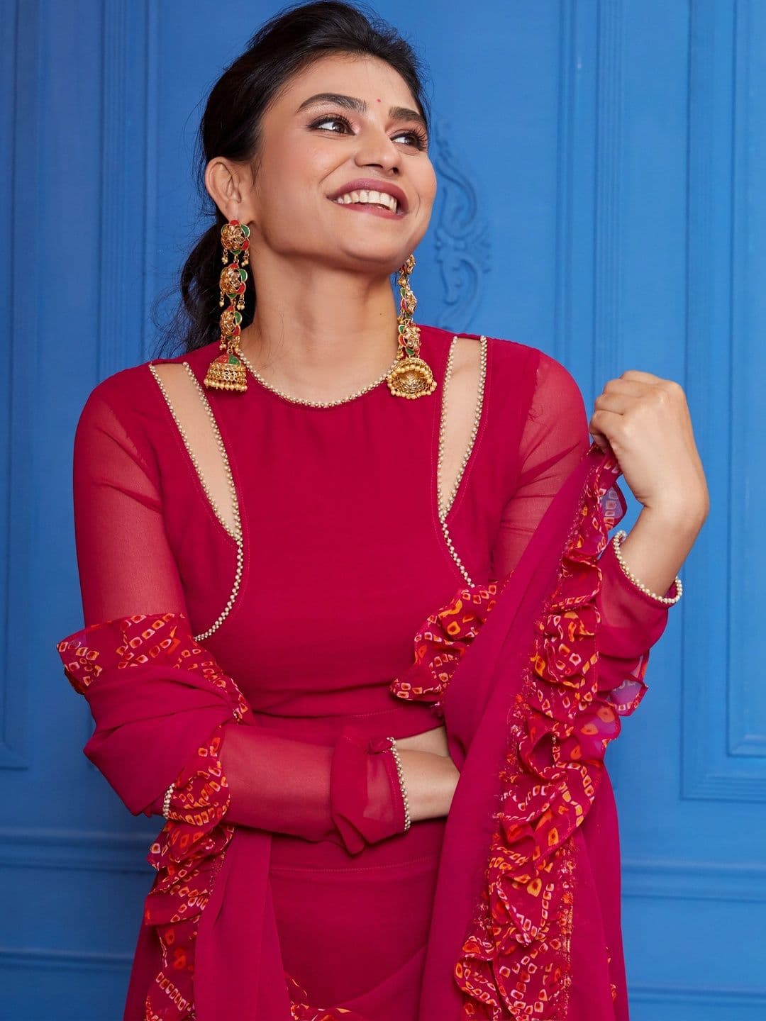 NEW UNIQUE DESI Embellished Ready to Wear Lehenga & Blouse Taping thumbnail 6