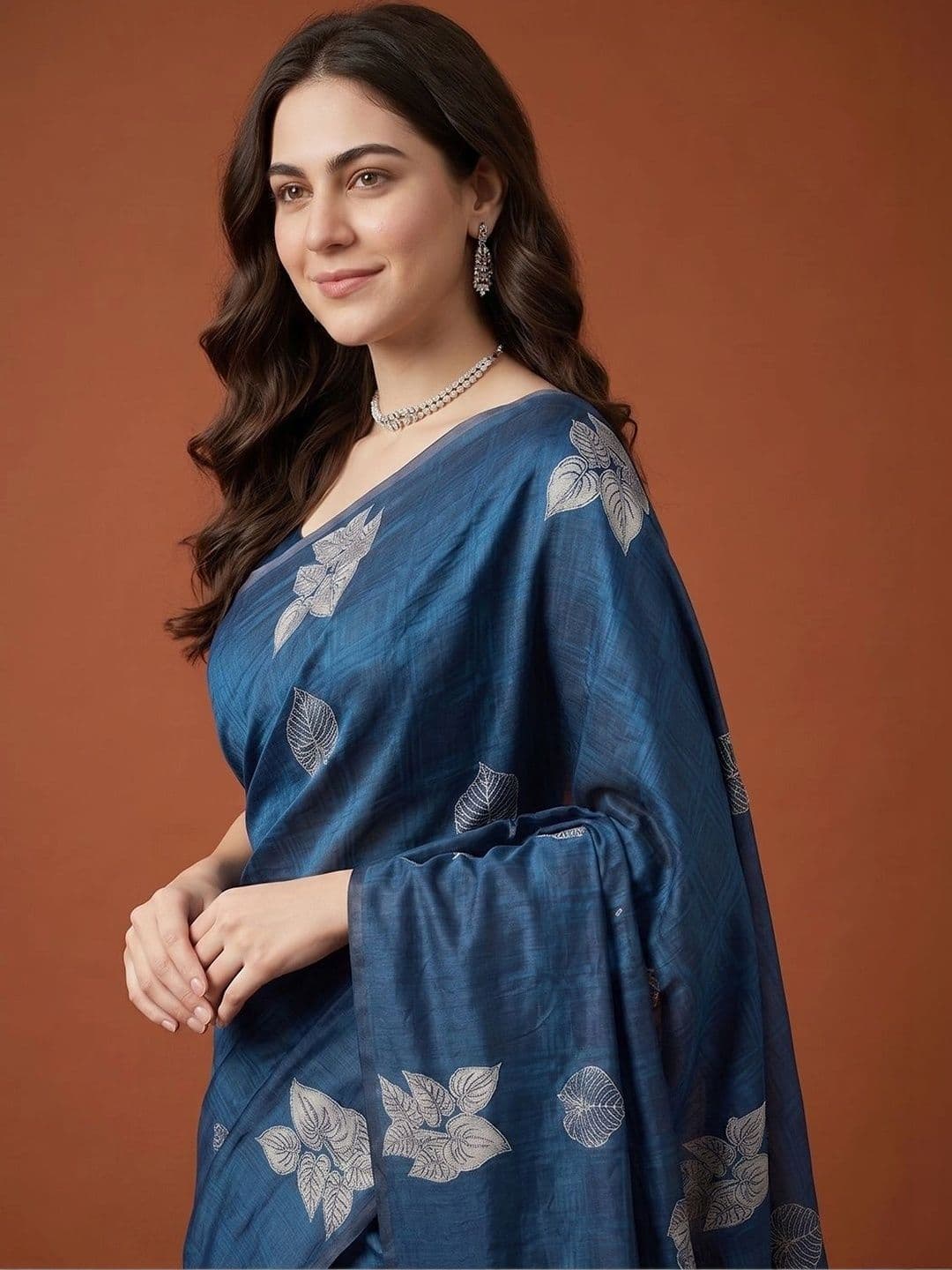 Suha Floral Silk Cotton Saree thumbnail 3